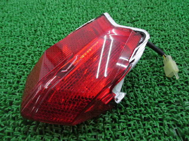 F3-675 テールランプ B5427 MVアグスタ 純正 バイク 部品 割れ欠け無し そのまま使える 車検 Genuine 【中古】 yT