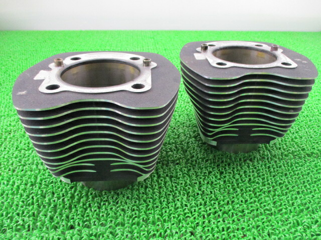 FLHTCUI1450 シリンダー 前後 16593-99 5HD1FCW125Y626*** ハーレー 純正 バイク 部品 TC88 コンディション良好 割れ欠け無し ツインカム88エンジン 品薄 車検 Genuine 【中古】 gA