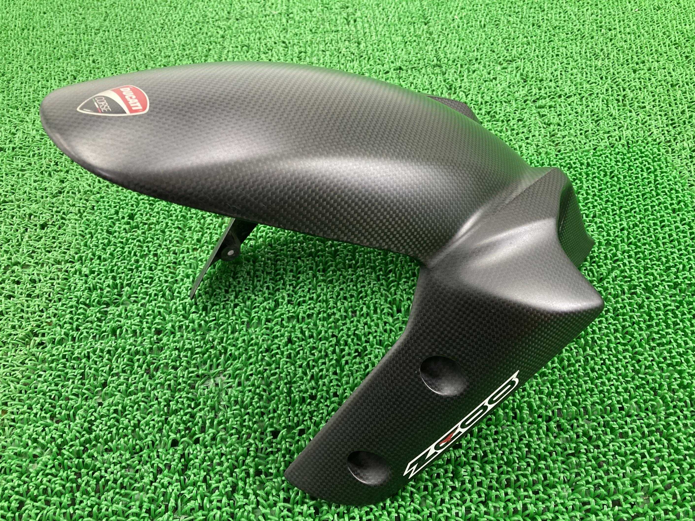 ムルティストラーダ1200 フロントフェンダー ドゥカティ 純正 バイク 部品 DOCATICORSE カーボン 割れ欠け無し コケキズなし カスタム素材に 車検 Genuine 【中古】