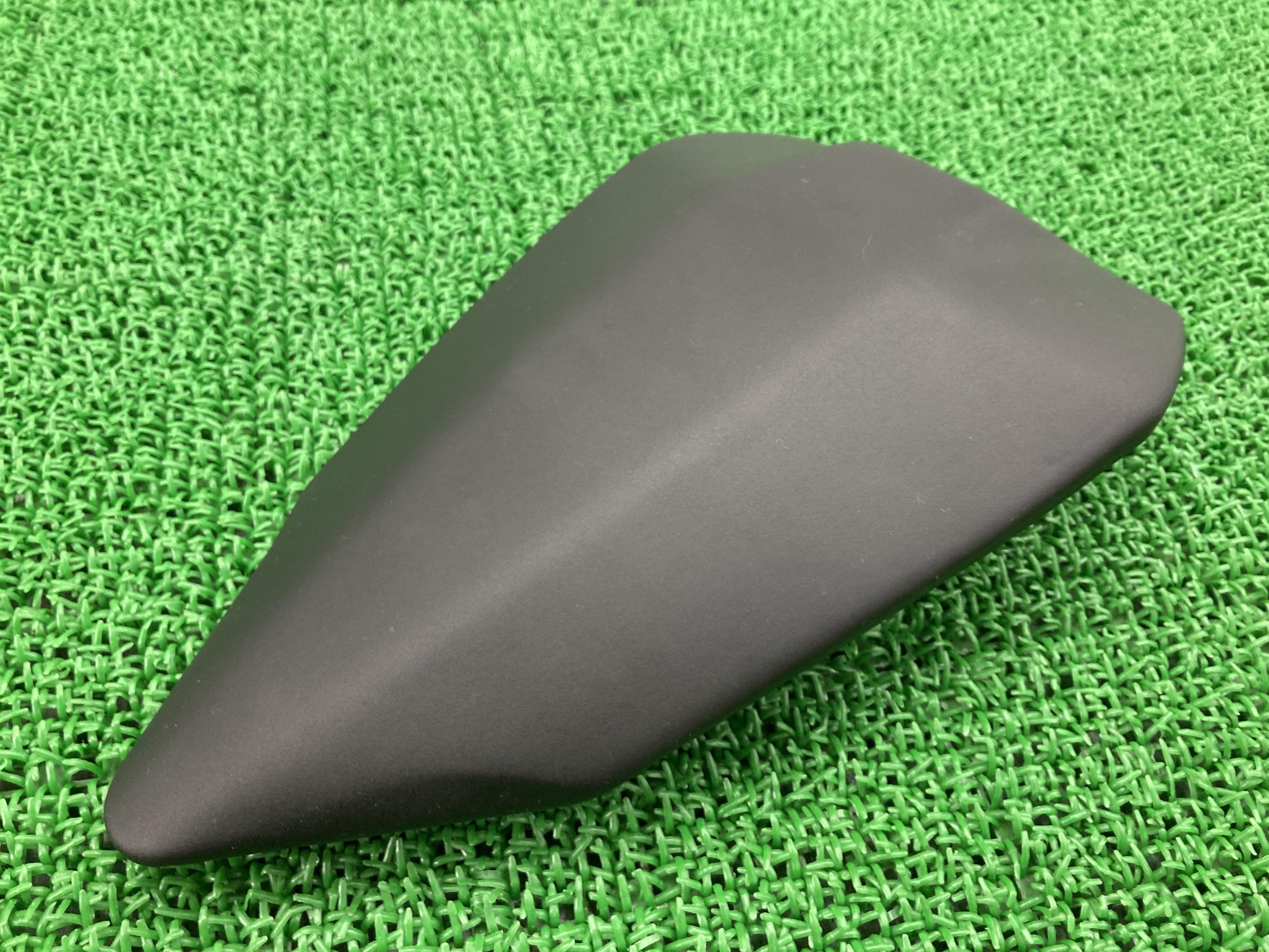 1199パニガーレ タンデムシート ドゥカティ 純正 バイク 部品 コンディション良好 ノーマルシート 車検 Genuine 1199パニガーレS 899パニガーレ 1199パニガーレR 【中古】|ティーエスパーツ 店