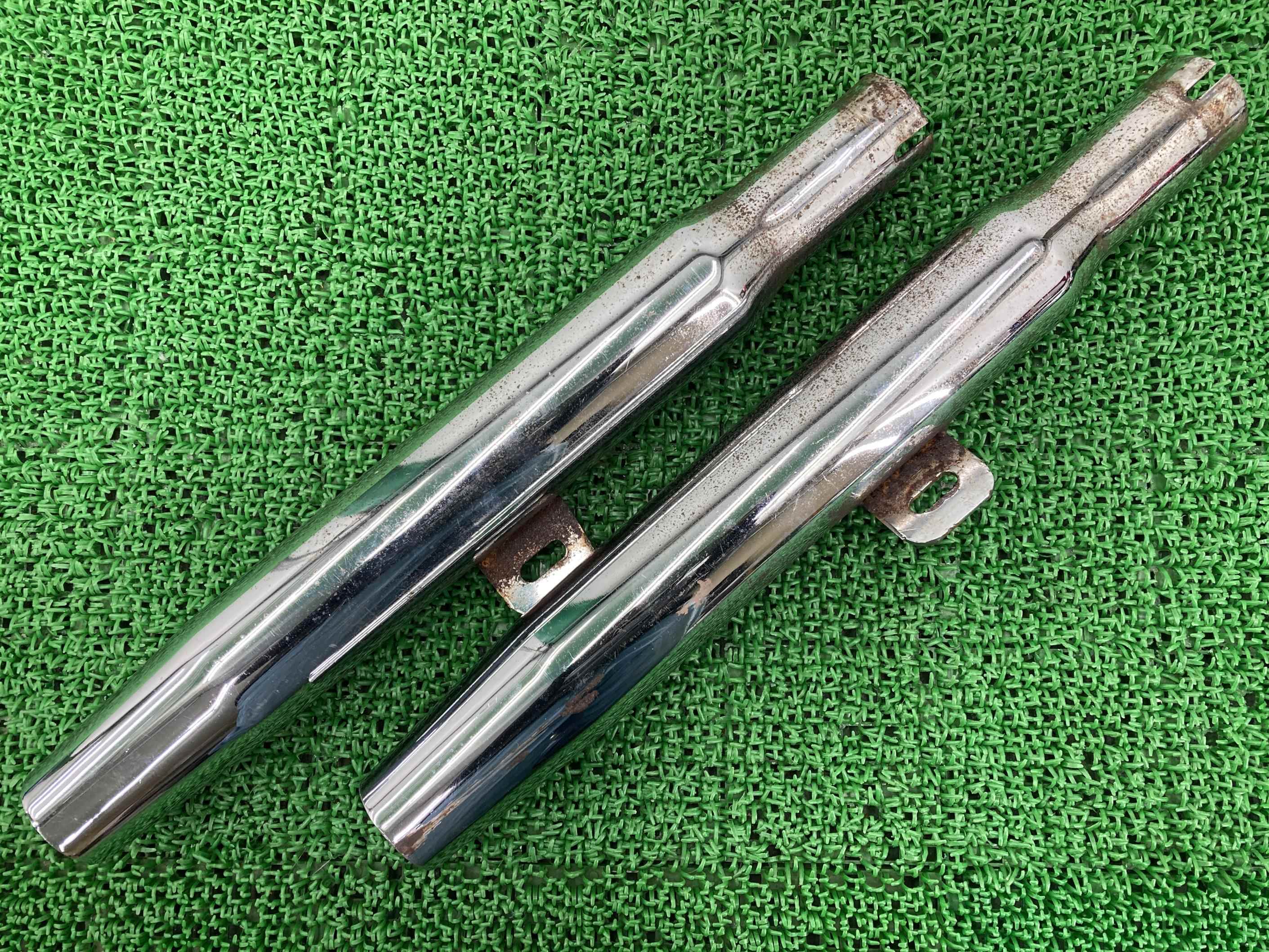 FLSTCI1450サイレンサーマフラー社外バイク部品5HD1BWB174Y059***コケキズ無し凹み無しカスタム素材にスリップオンソフテイル【中古】|ティーエスパーツ 店