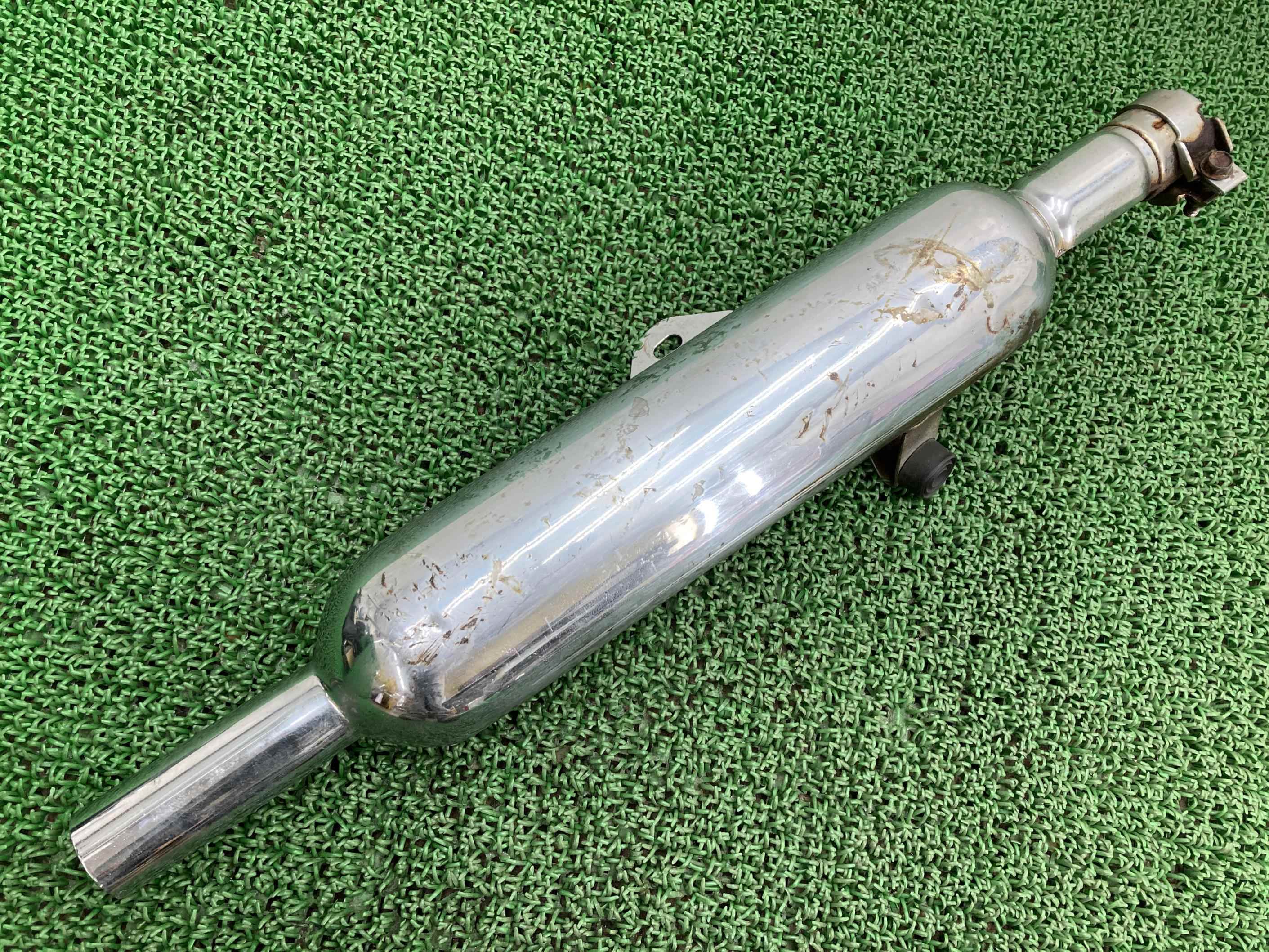 エストレア サイレンサーマフラー K508 カワサキ 純正 バイク 部品 BJ250A 修復素材やカスタム素材に 品薄 希少品 車検 Genuine 【中古】 Fp｜ティーエスパーツ　店
