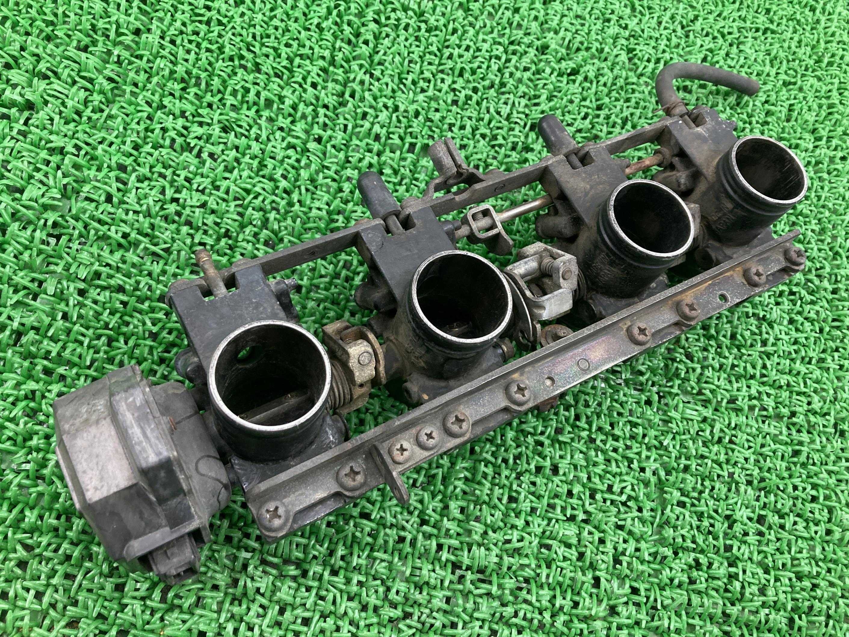 GPZ750ターボインジェクションカワサキ純正バイク部品希少修復素材やカスタム素材に車検Genuine【中古】