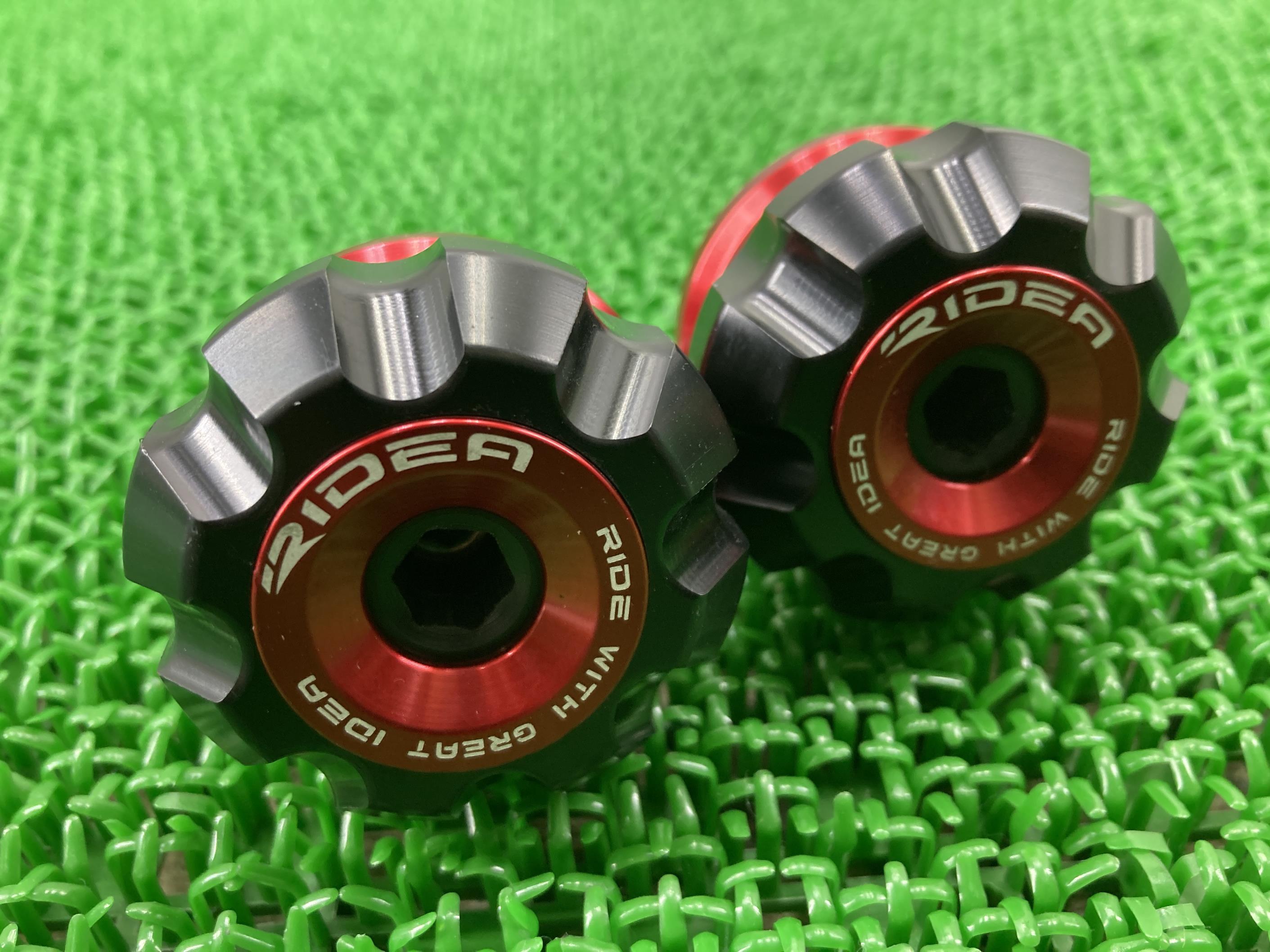 RIDEA製MT-07 フロントアクスルスライダー 左右 赤 社外 バイク 部品 RM07J RM19J リデア アルミ 綺麗 良品 【中古】 oN 6,424円