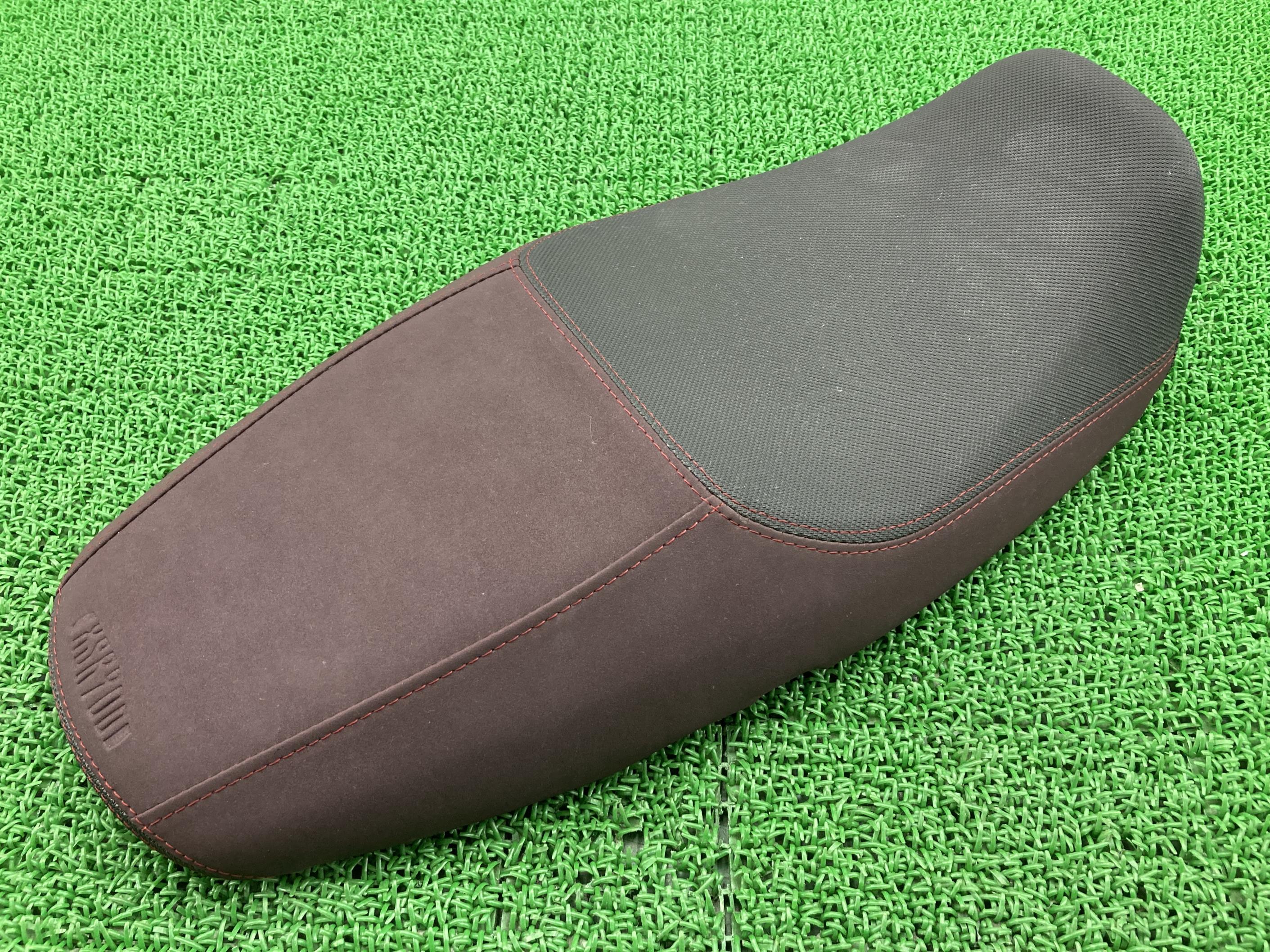 XSR900　シート　ハイシート　RN56j XSR900 ハイシート ハーフタック ステッチ｜K＆H