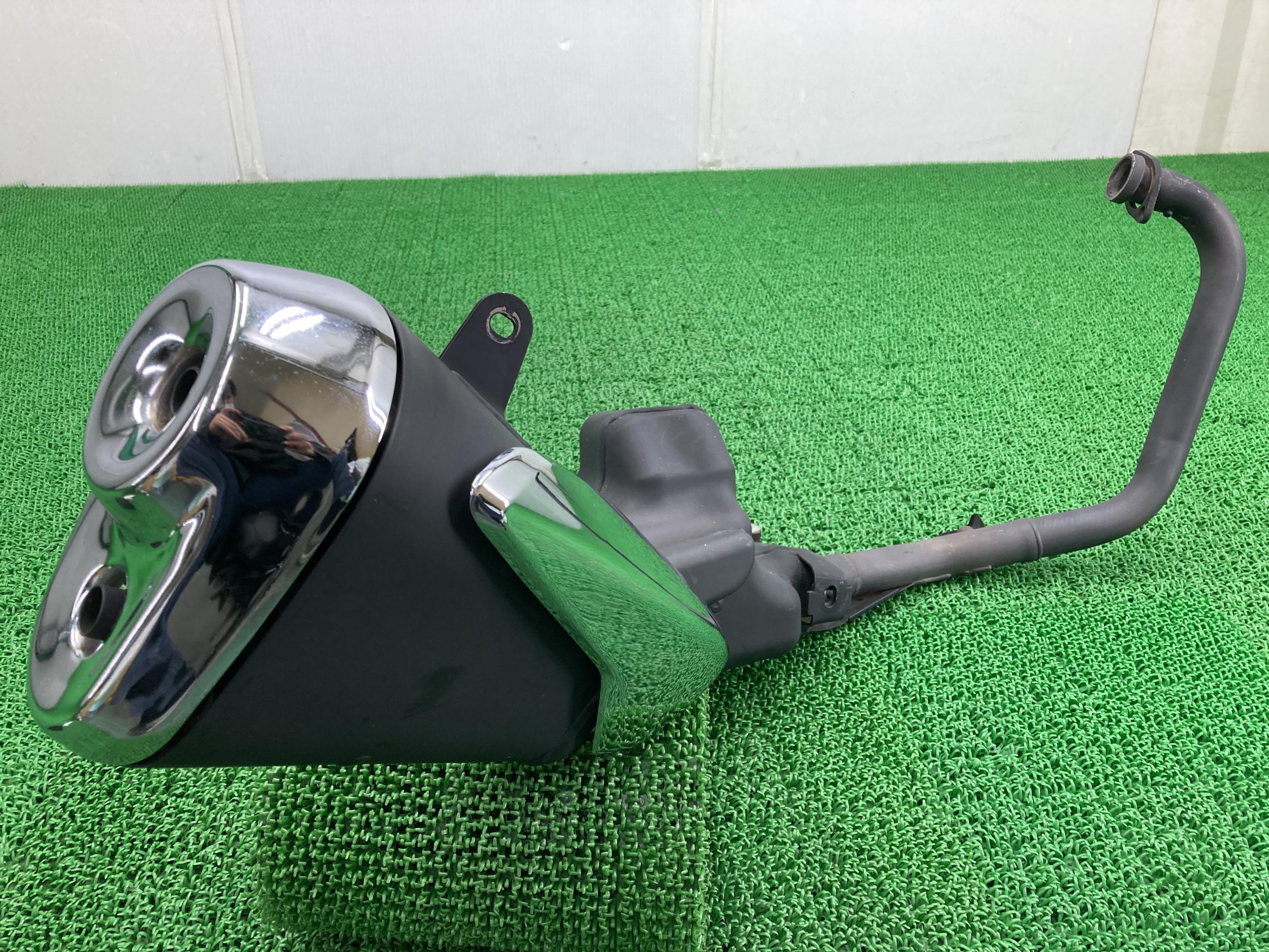 ジクサーSF マフラー スズキ 純正 バイク 部品 MB8NG4BJJH8301*** GIXXER コケキズ無し 凹み無し そのまま使える 車検 Genuine 【中古】|ティーエスパーツ 店