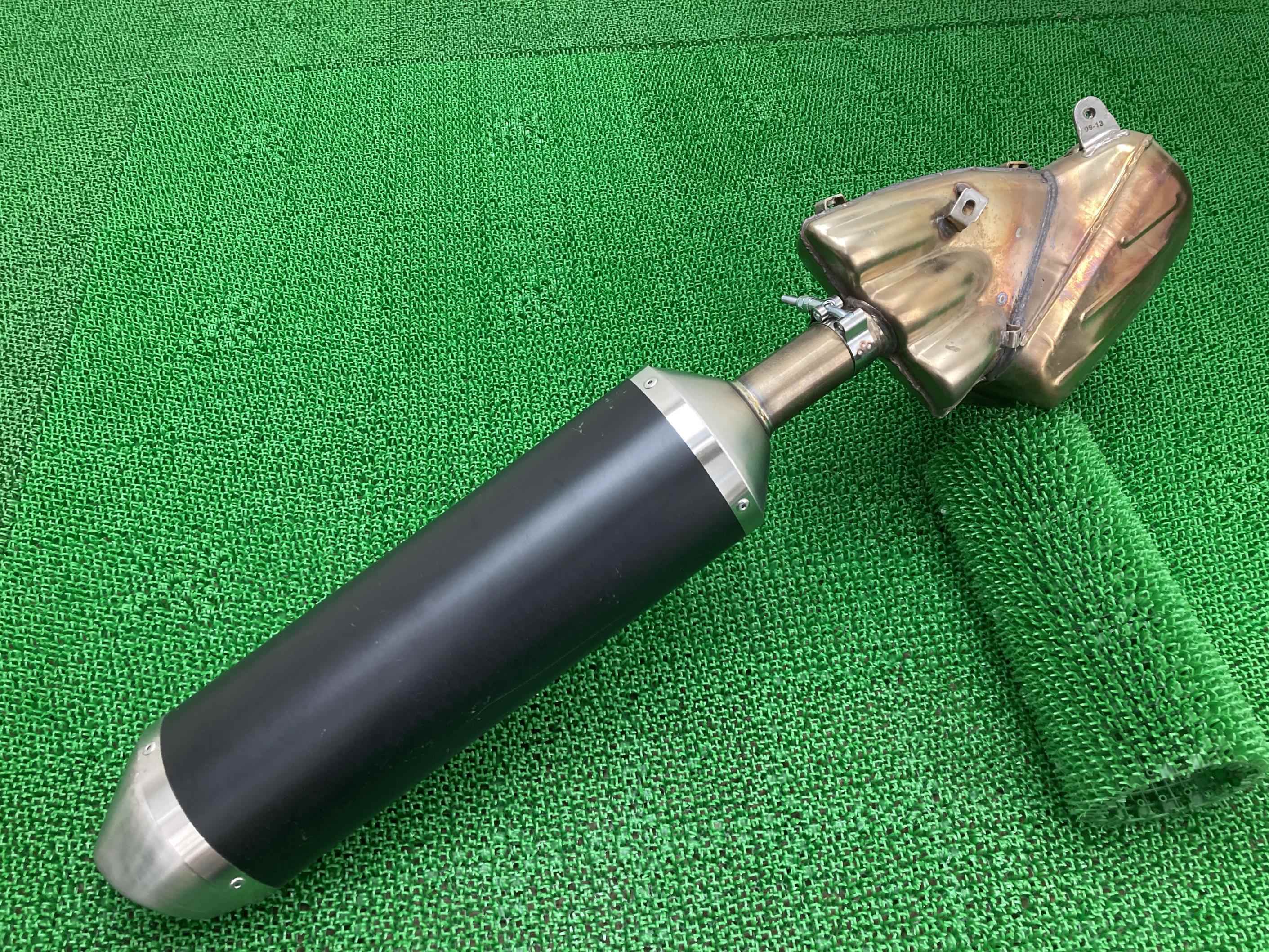 ブルターレ800DS サイレンサーマフラー B8319 MVアグスタ 純正 バイク 部品 F3 コケキズ無し 品薄 希少品 車検 Genuine 【中古】 Kg|ティーエスパーツ 店