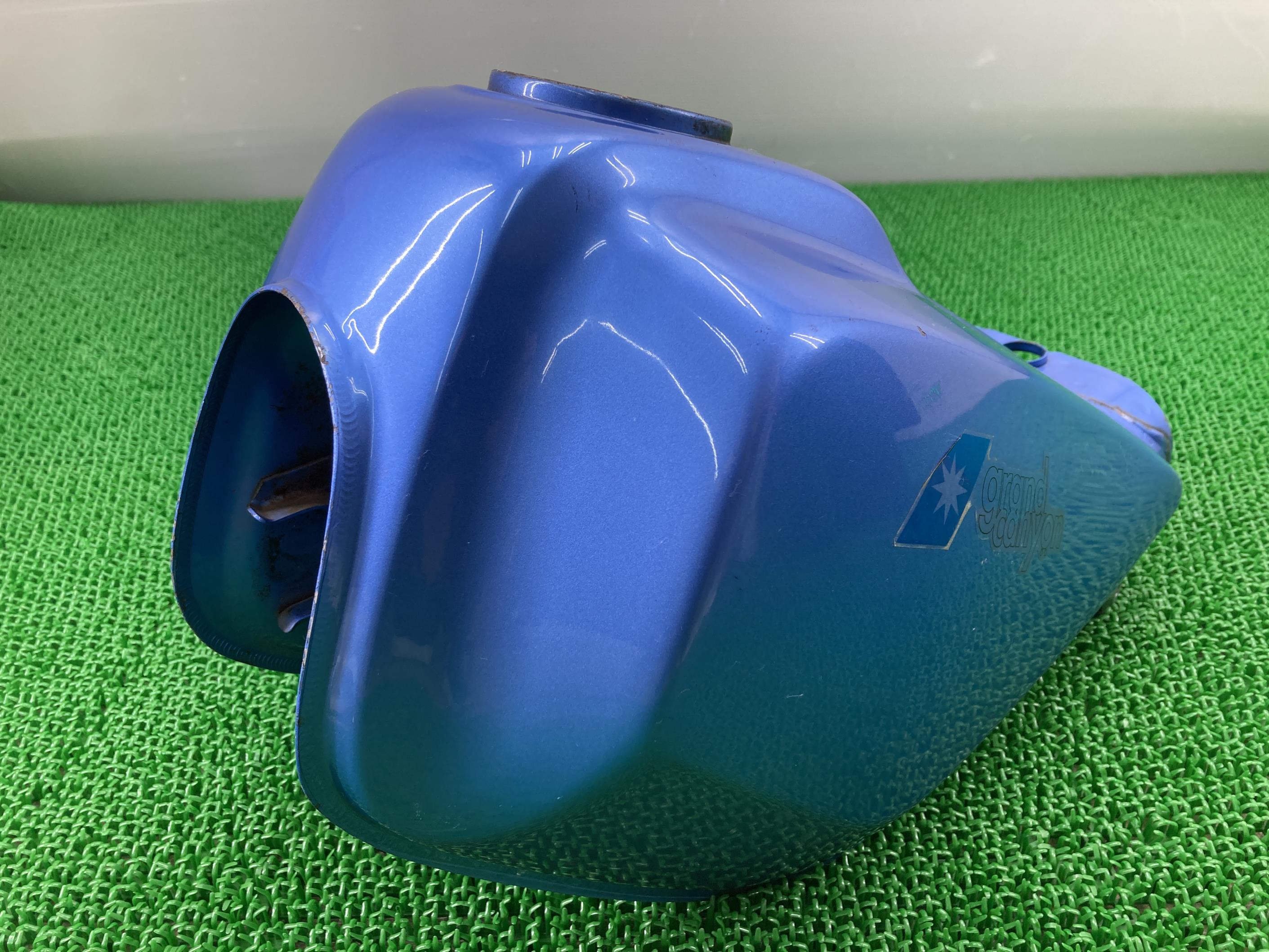 YAMAHA TW200 TW225 純正 タンク 燃料コック付き Amazon.co.jp: ヤマハ 純正 バイク 部品 TW200 TW200E TW225