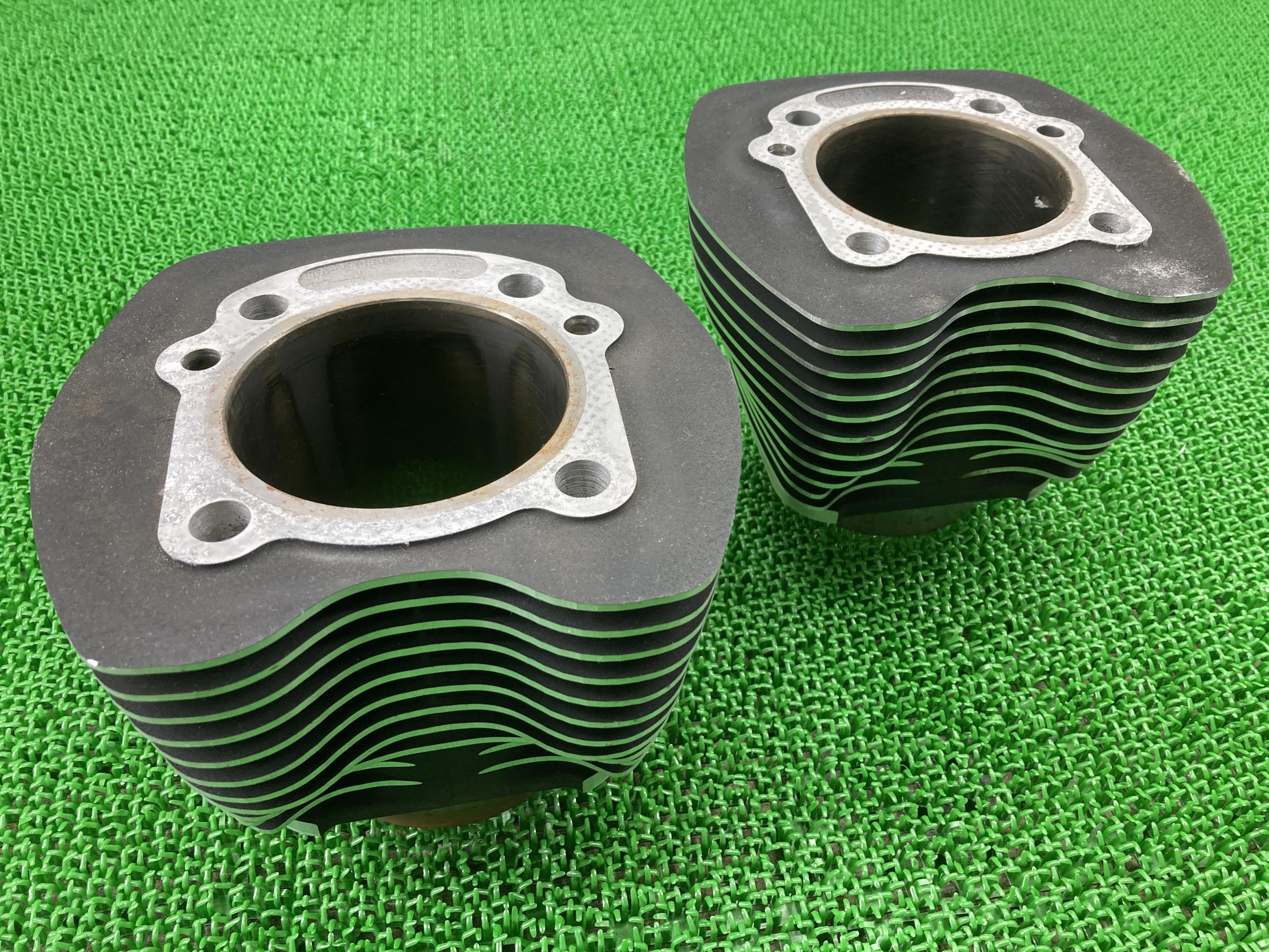 TC88 シリンダー 前後 16593-99 ハーレー 純正 バイク 部品 ツインカム88 エンジンシリンダー コンディション良好 割れ欠け無し 品薄 車検 Genuine 【中古】 aN 25,012円