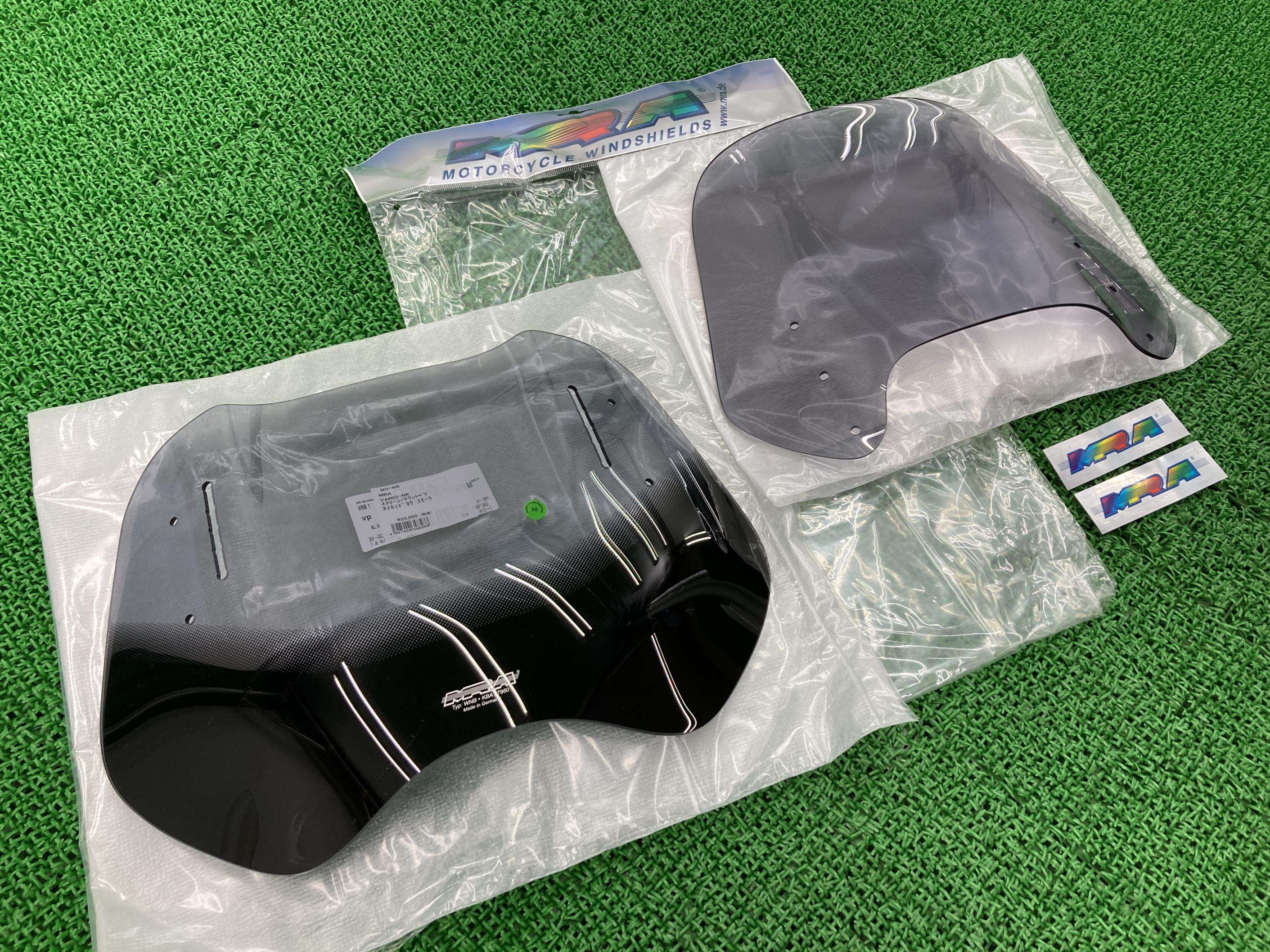 MRA製汎用 スクリーン 在庫有 即納 社外 新品 バイク 部品 未使用 即納 ヴァリオネイキッド スモーク ユニバーサル|ティーエスパーツ 店