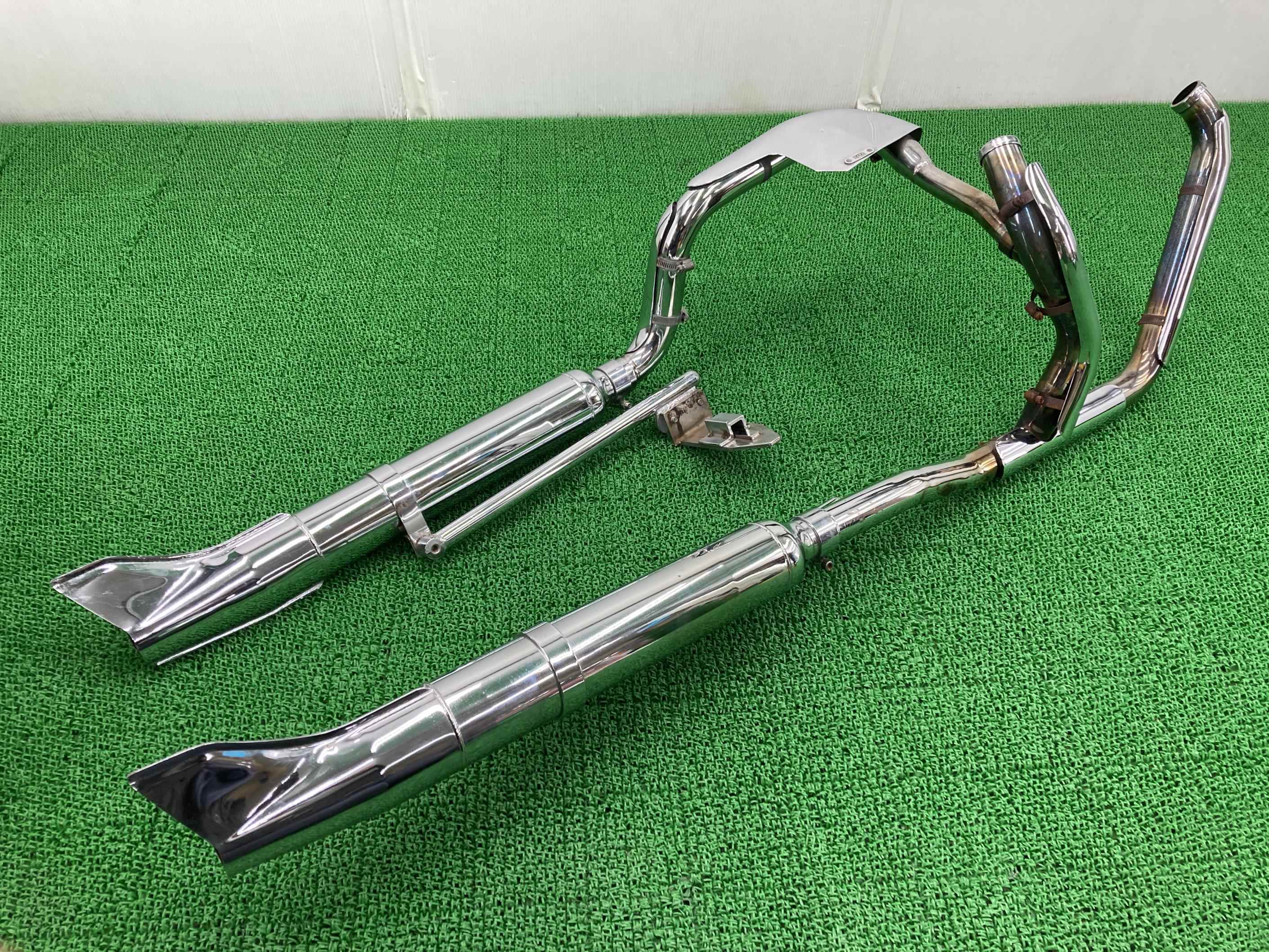 CCI製FLSTC マフラー 社外 バイク 部品 クロスオーバーパイプ 2in2左右出し 廃盤 EVO エボ FLSTS 【中古】 wG