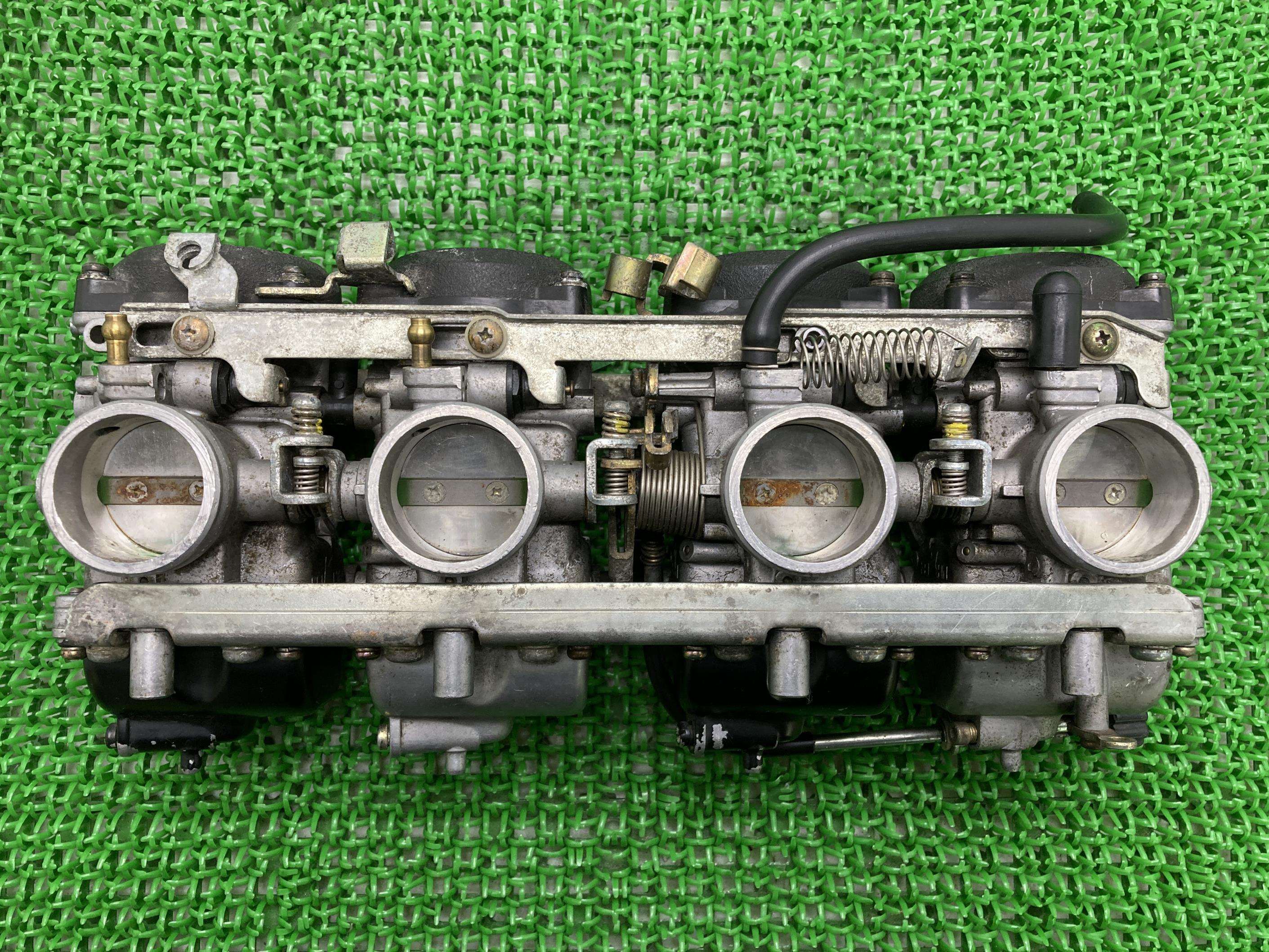 GPZ900R キャブレター カワサキ 純正 バイク 部品 ZX900A 割れ欠け無し 修復素材に 部品取りに 車検 Genuine 【中古】