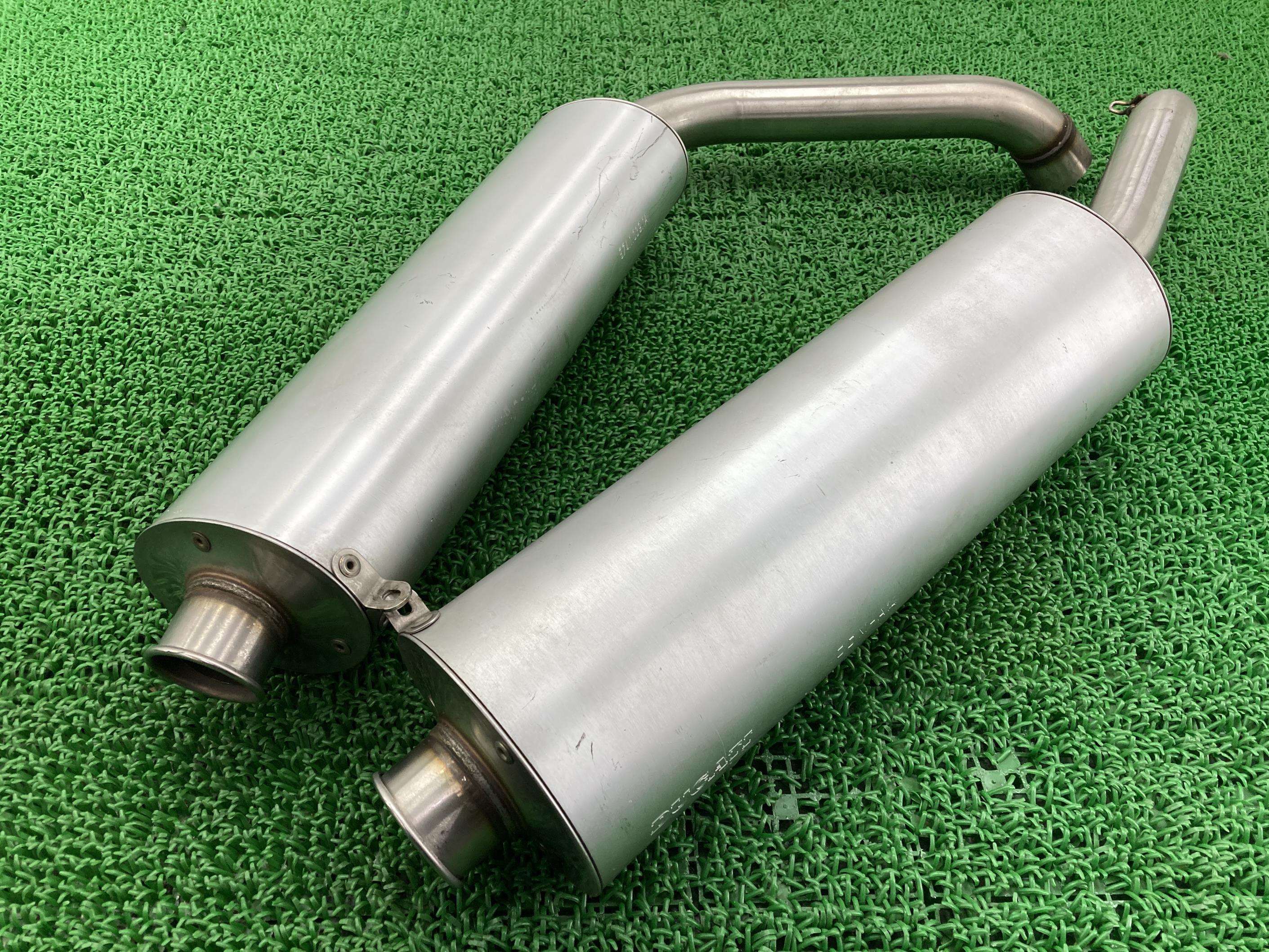 748 916 996 サイレンサーマフラー 左右 ドゥカティ 純正 バイク 部品 573.1.039.1A 574.1.039.1A 94-98年 コケキズなし 修復素材に ノーマル戻しに 車検 Genuine 【中古】|ティーエスパーツ 店