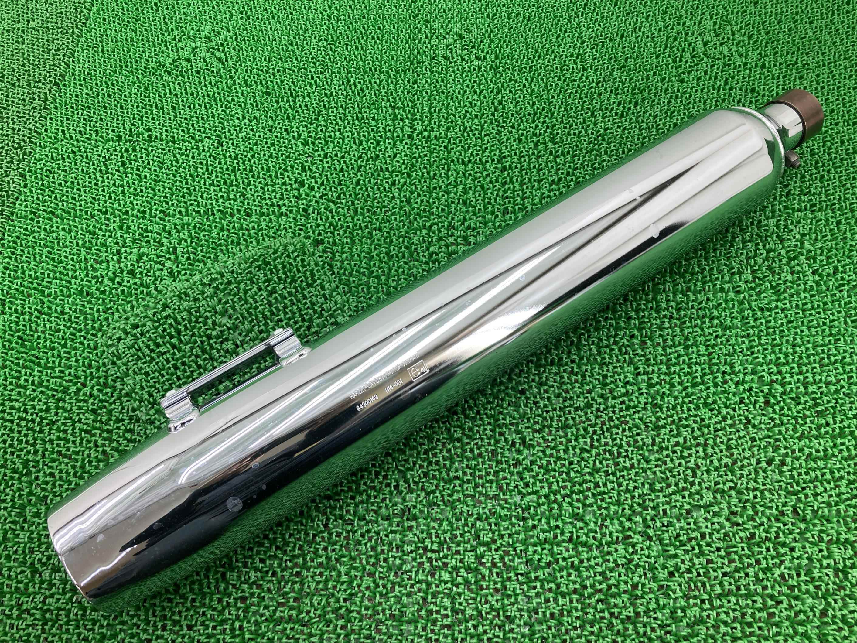 FLHTCUTG1690 サイレンサーマフラー 右 64900149 ハーレー 純正 バイク 部品 トライグライドウルトラ コケキズ無し 品薄 希少品 車検 Genuine 【中古】 Jf|ティーエスパーツ 店