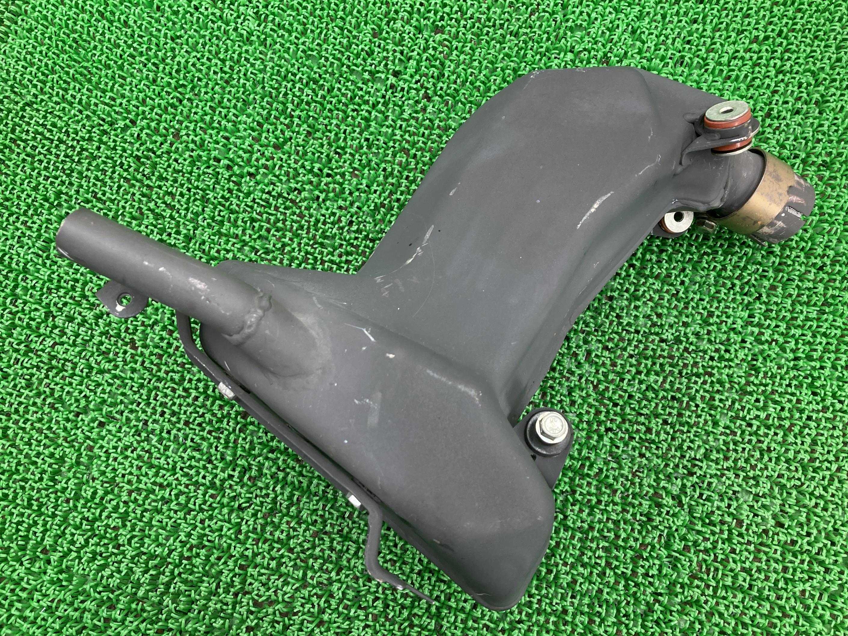 250デューク サイレンサーマフラー 912.05.083.000 KTM 純正 バイク 部品 コケキズ無し 品薄 希少品 車検 Genuine 【中古】 xA