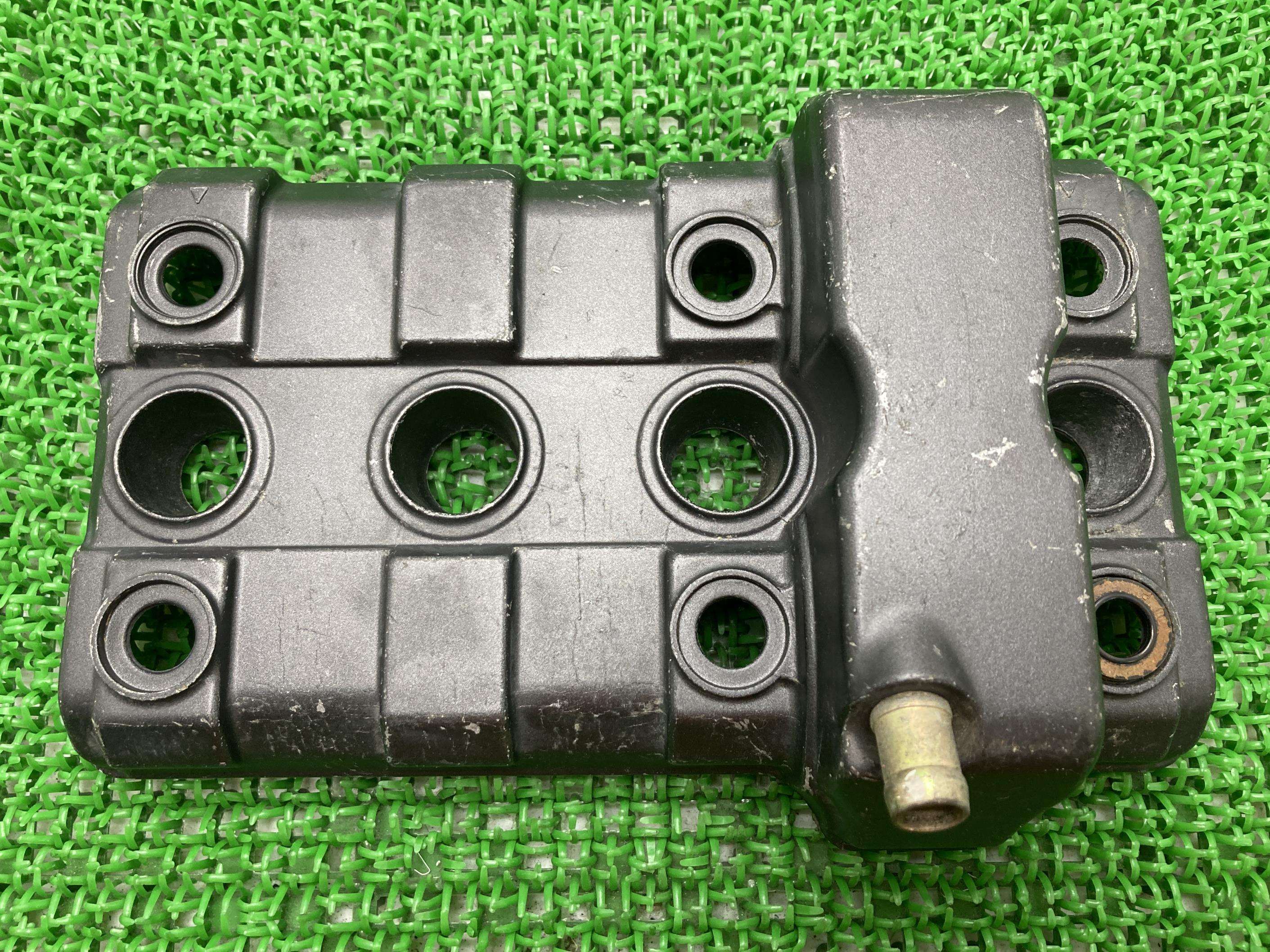 CBR250RR ヘッドカバー 黒 ホンダ 純正 バイク 部品 MC22 CBR250FOUR CBR250R ジェイドにも 割れ欠け無し 車検 Genuine 【中古】