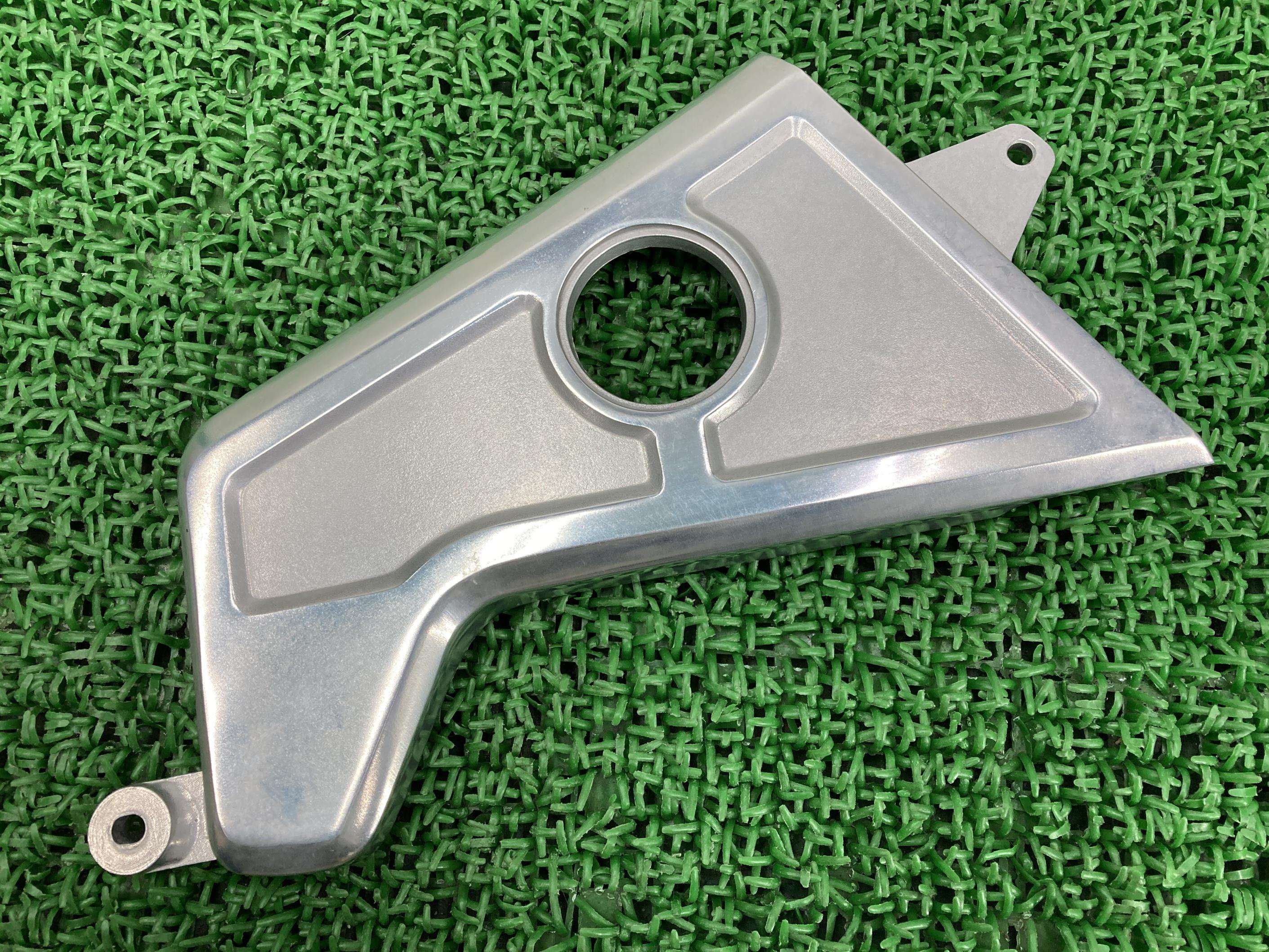 VTZ250 フレームカバー 右 在庫有 即納 ホンダ 純正 新品 バイク 部品 未使用 MC15 割れ欠け無し そのまま使える 車検 Genuine|ティーエスパーツ 店