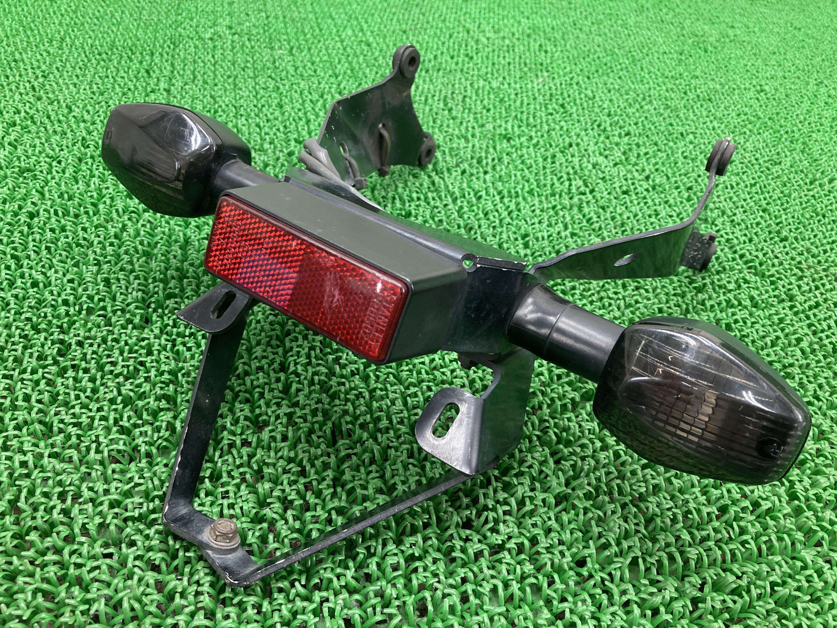 CBR600RRフェンダーレスキット社外バイク部品PC37リアフェンダー曲がり無し品薄希少品【中古】 46