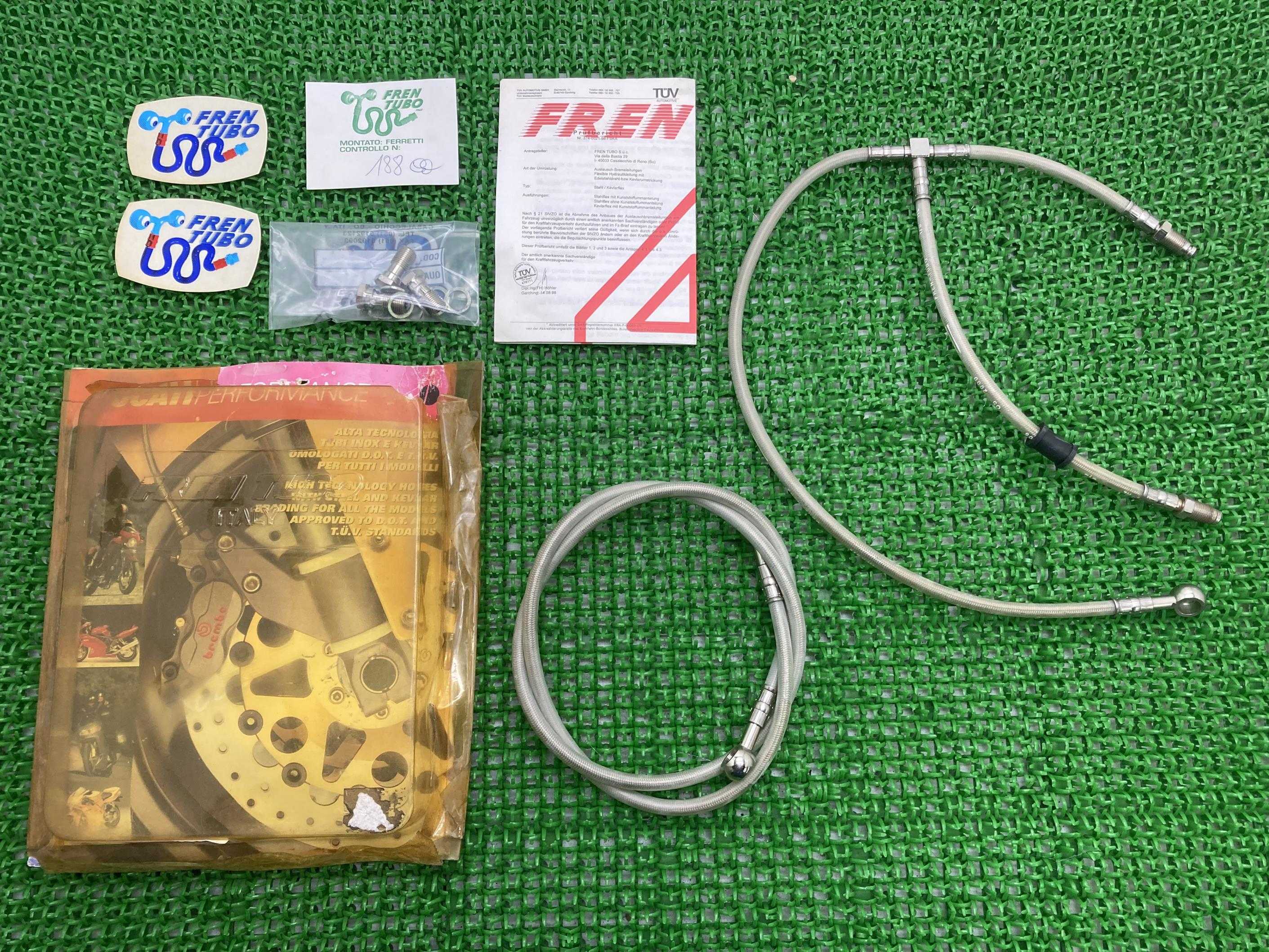 916 ブレーキホース 在庫有 即納 ドゥカティ 純正 新品 バイク 部品 未使用品 FRENTUBO 長期保管 修復素材に そのまま使える 車検 Genuine rC
