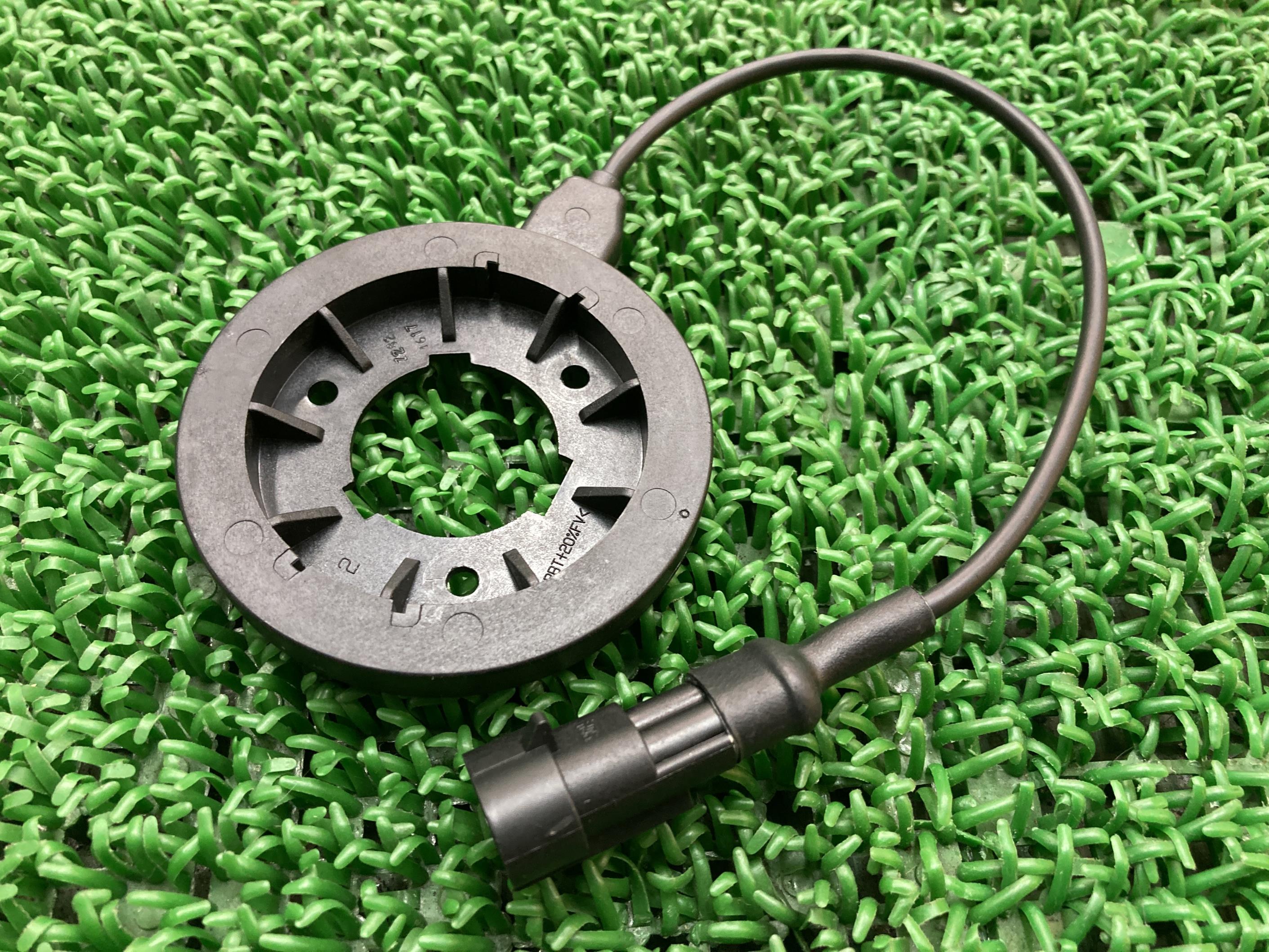 ムルティストラーダ1200 イモビライザーアンテナ 在庫有 即納 ドゥカティ 純正 新品 バイク 部品 未使用品 イモビライザーコイルアンテナ 割れ欠け無し 修復素材に 車検 Genuine|ティーエスパーツ 店