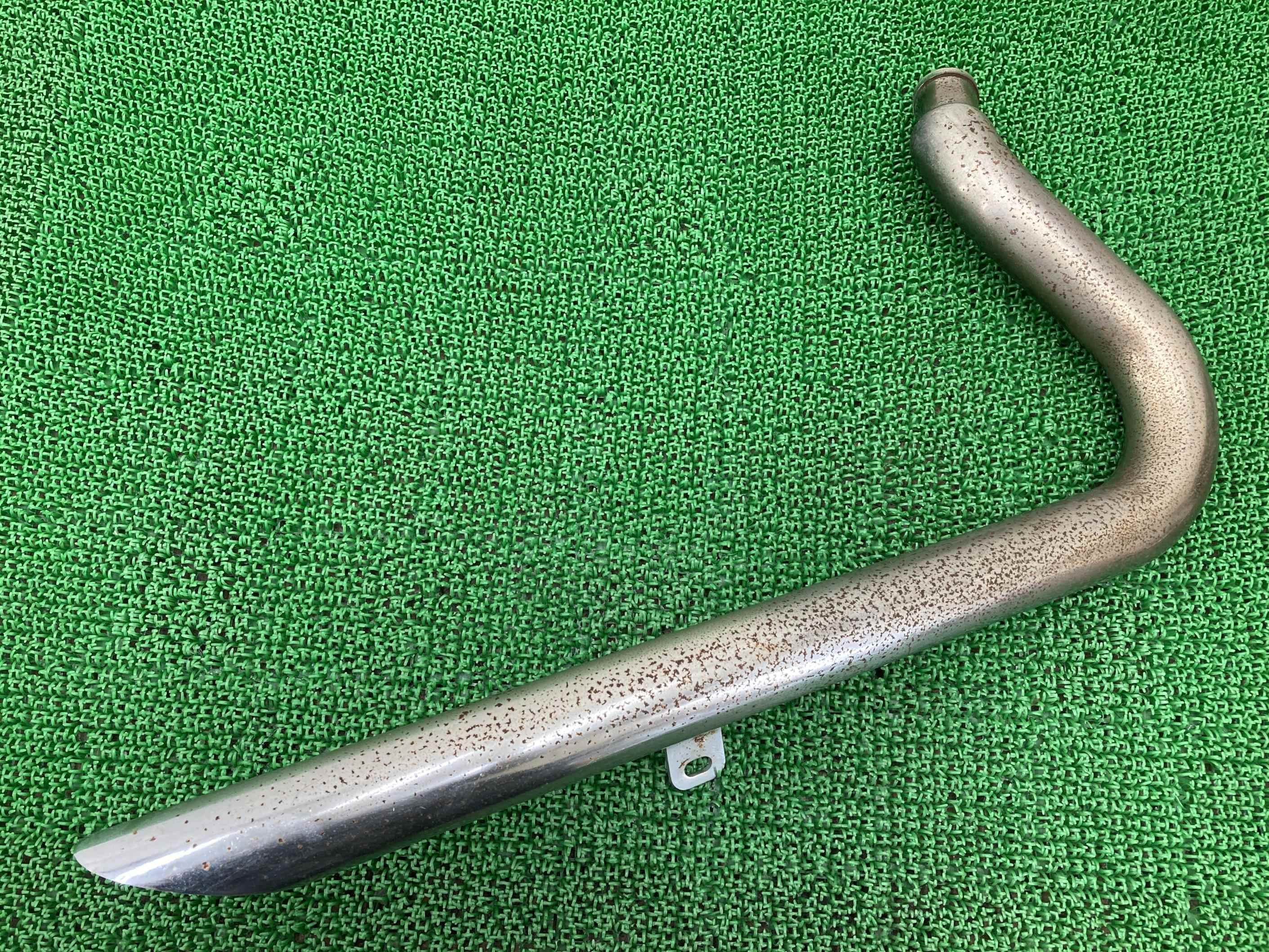 ビッグ割引 ハーレーソフテイルマフラー後バンク社外バイク部品00年 06年スチールドラッグパイプスラッシュカットカスタム素材にコケキズ無し バイク用品