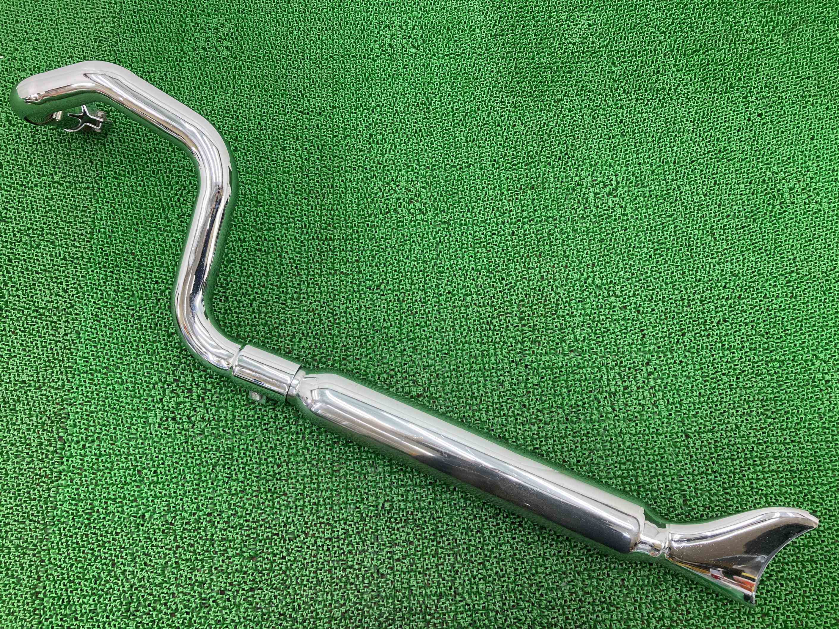 ハーレーソフテイルマフラー左社外バイク部品95年-06年スチールフィッシュテールカスタム素材に機能的問題なし【中古】 2