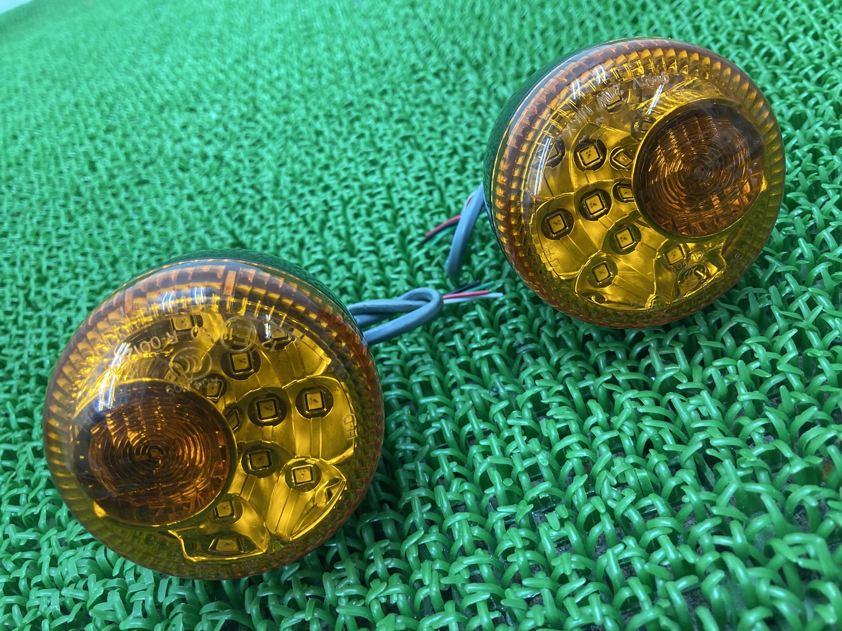 XL1200X リアウインカー 左右 ハーレー 純正 バイク 部品 フォーティエイト LEDテールランプ 修復素材に 割れ欠け無し スポーツスター 車検 Genuine 【中古】 66 10,656円