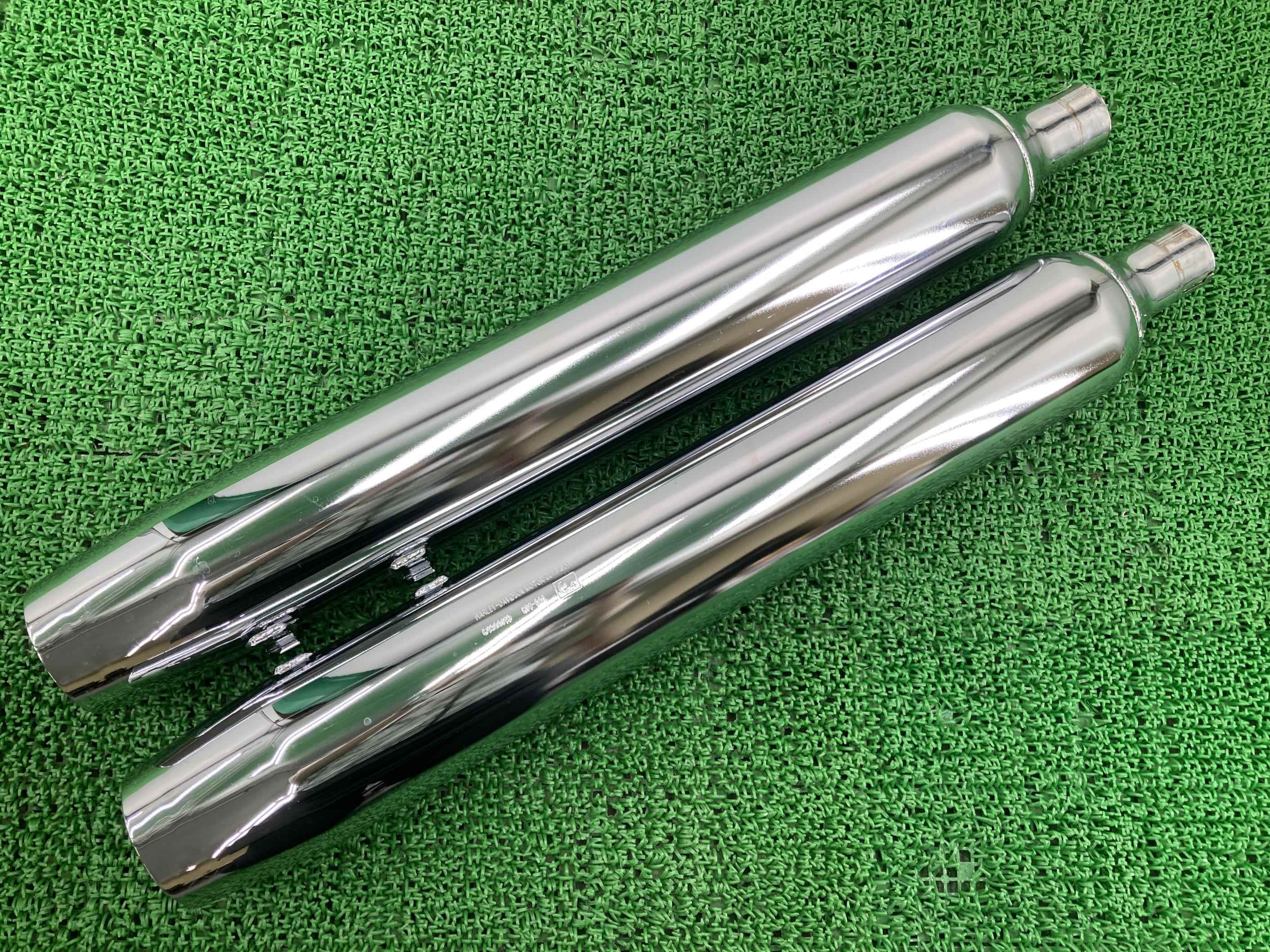 FLHTCUTG サイレンサーマフラー 左右 ハーレー 純正 バイク 部品 トライグライドウルトラ トライク 車検 Genuine 【中古】｜ティーエスパーツ　店