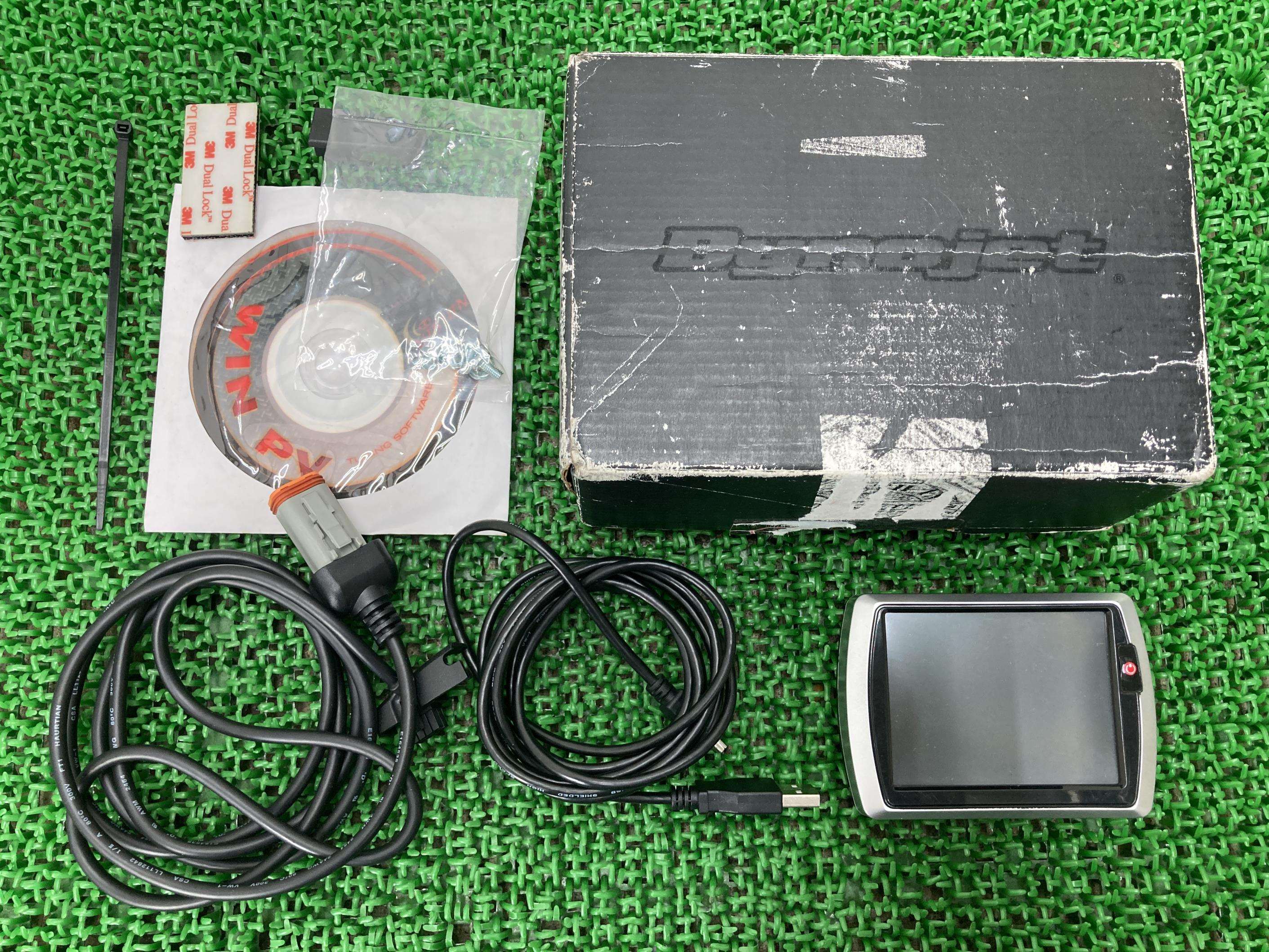 ダイノジェット製FXSTC1580 ECU 5HD1JL5159Y029*** 正規 バイク 整備書 ソフテイルカスタム 2009年式外し パワービジョン コンディション良好 車検 パーツカタログ 整備書 【中古】 Vu｜ティーエスパーツ　店