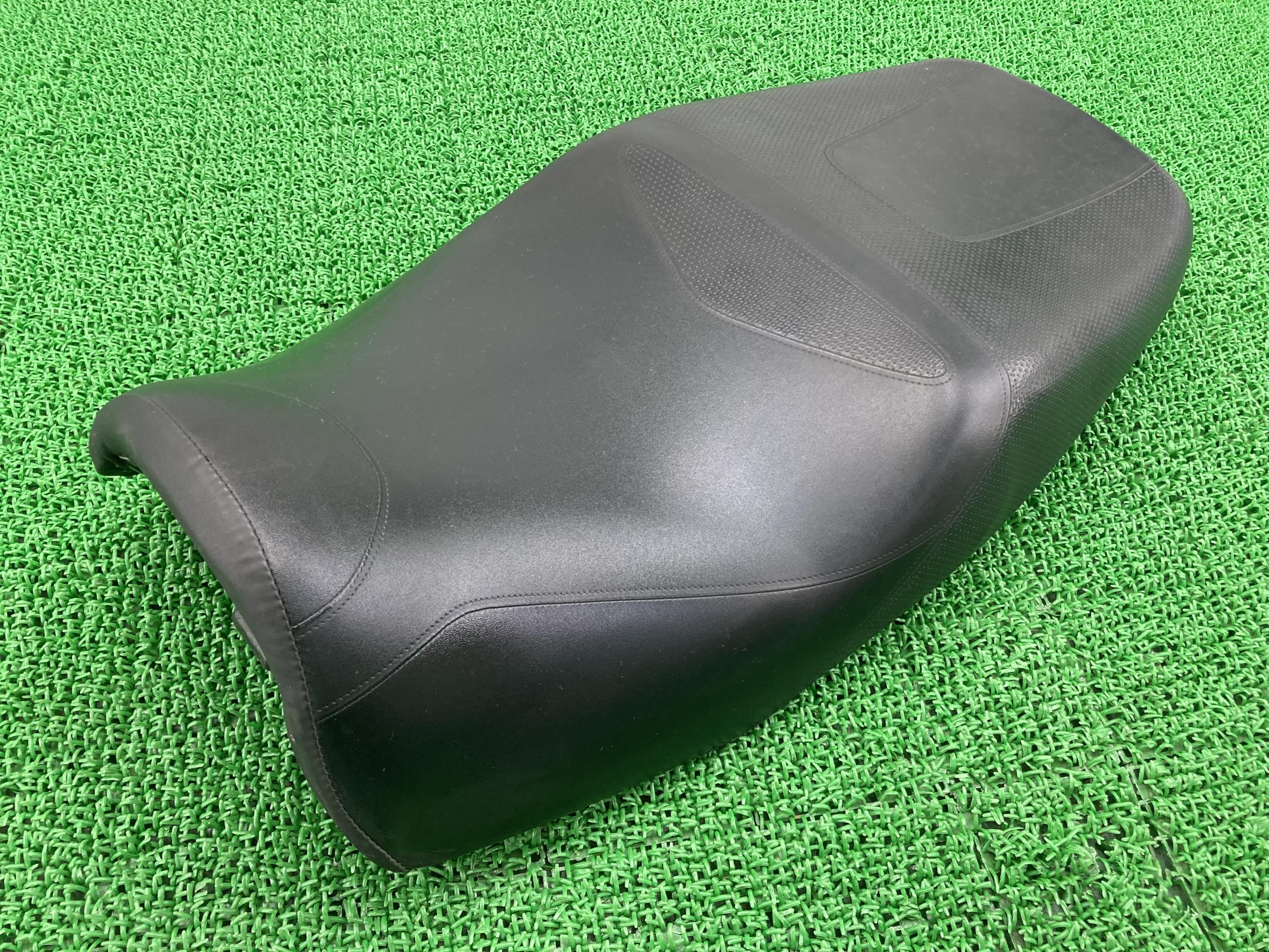 【未使用新品】CB1300SF ファイナルエディション　純正シート 未使用新品】CB1300SF ファイナルエディション 純正シート