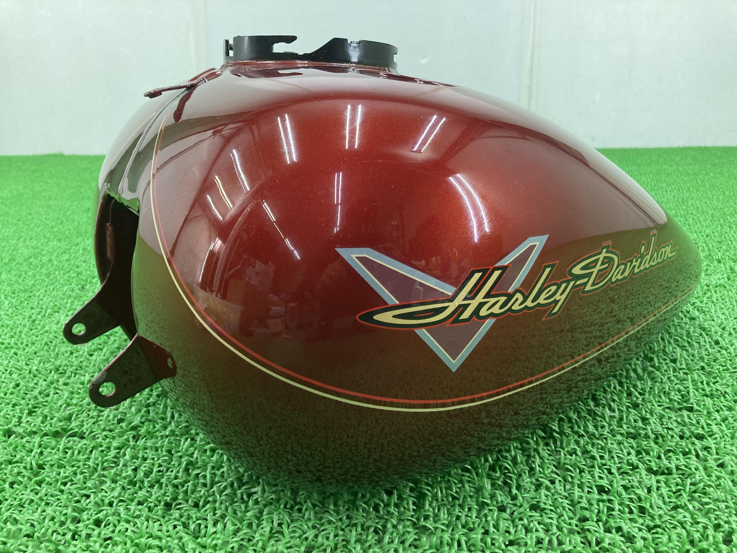 FLHR1580 タンク 赤M ハーレー 純正 バイク 部品 ロードキング ツーリング コケキズ無し 凹み無し 修復素材に 車検 Genuine 【中古】 17
