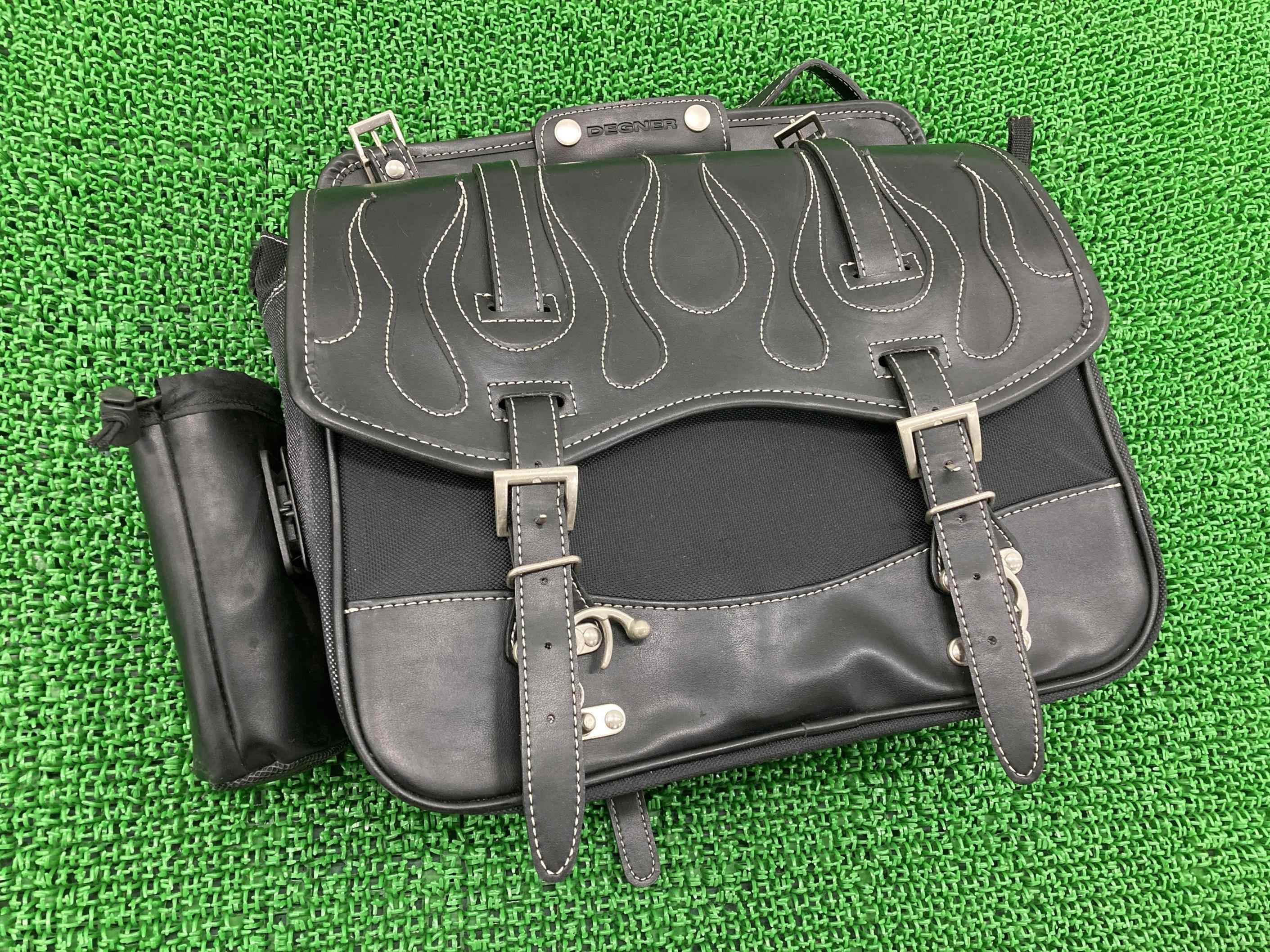 デグナー製サイドバッグ片側社外バイク部品DEGNERハーレードラッグスターバルカンスティードシャドウなどに【中古】 7 12,008円
