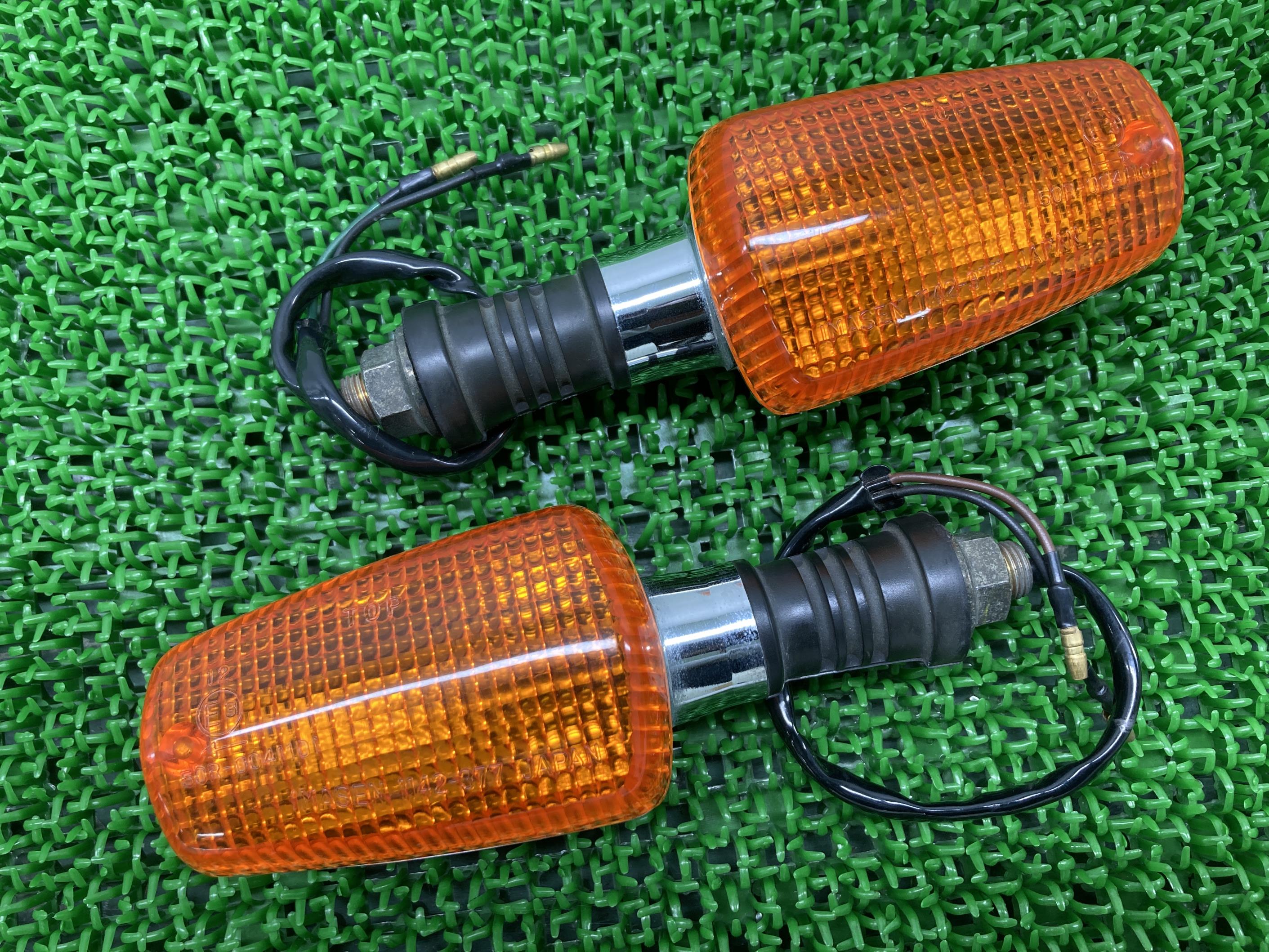 最大73％オフ！ SR400 ウインカーリレー ヤマハ 純正 バイク 部品 RH01J コンディション良好 割れ欠け無し 品薄 希少品 車検  Genuine