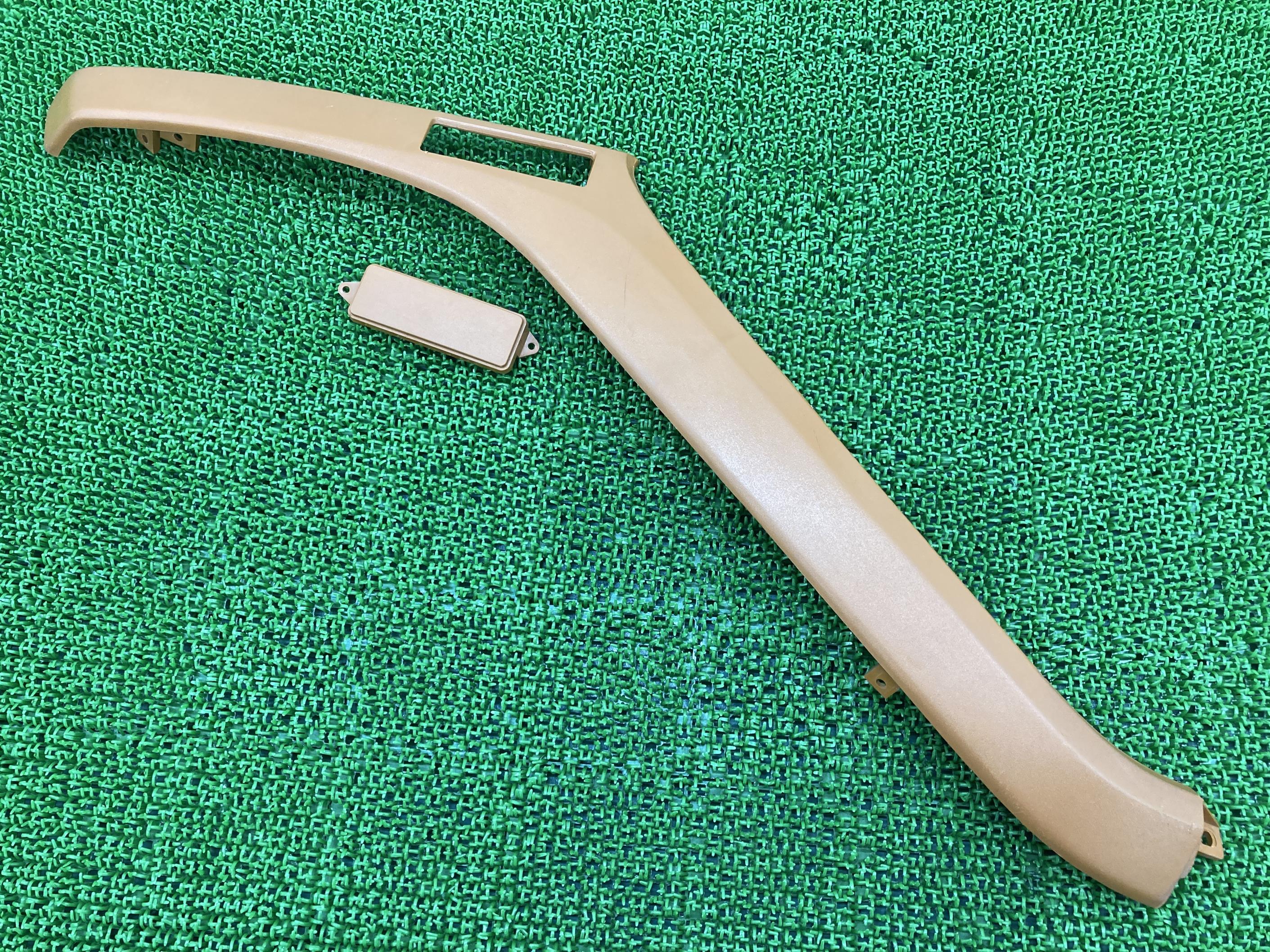 フュージョン ロアカウル 左 ホンダ 純正 バイク 部品 MF02 アンダーカウル 割れ欠け無し 品薄 希少品 車検 Genuine 【中古】 79