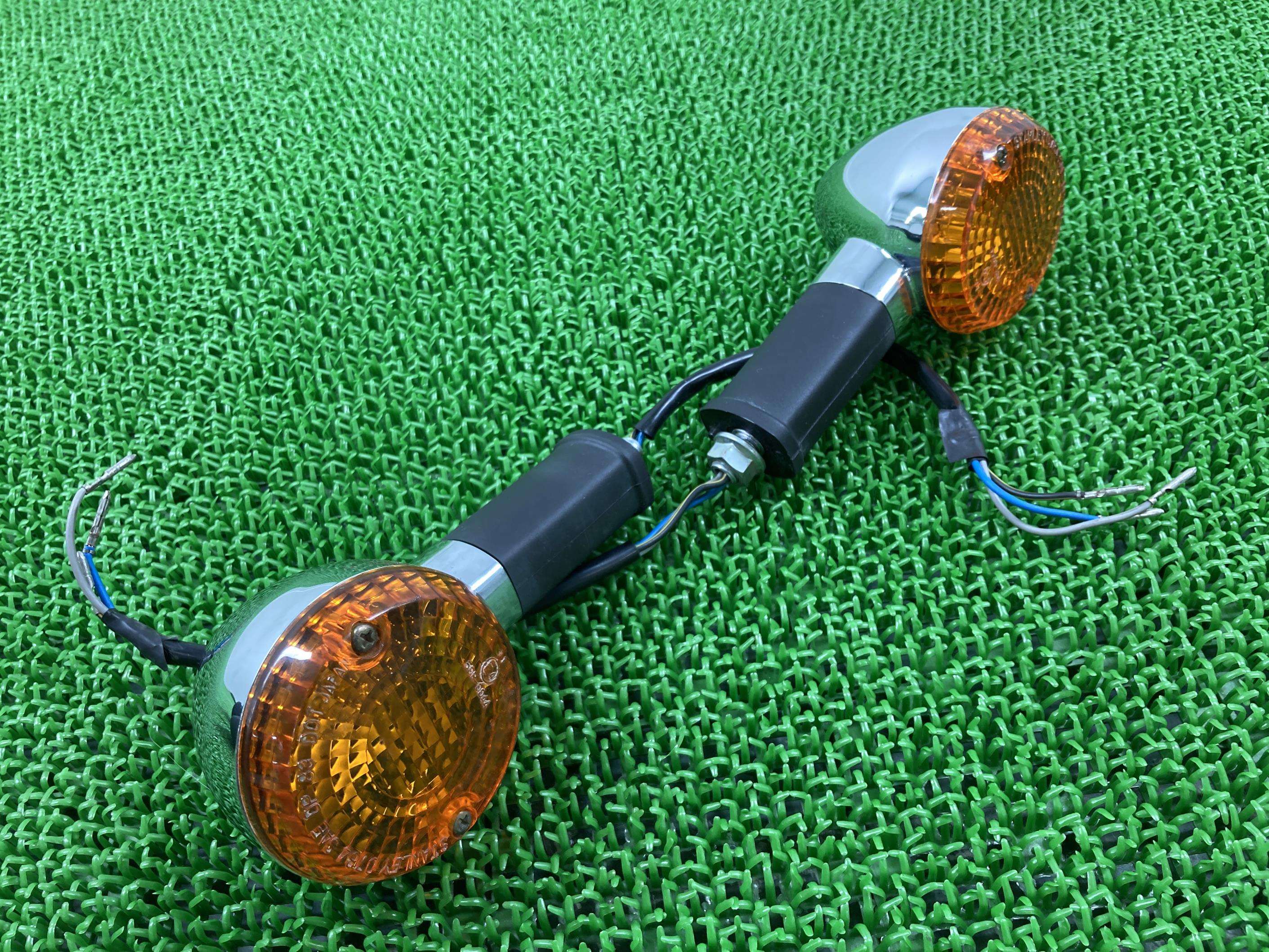 ゼファー400 フロントウインカー 左右 カワサキ 純正 バイク 部品 ZR400C ゼファー750 ゼファー1100 ゼファー400 ゼファーχ 車検 Genuine 【中古】 58|ティーエスパーツ 店