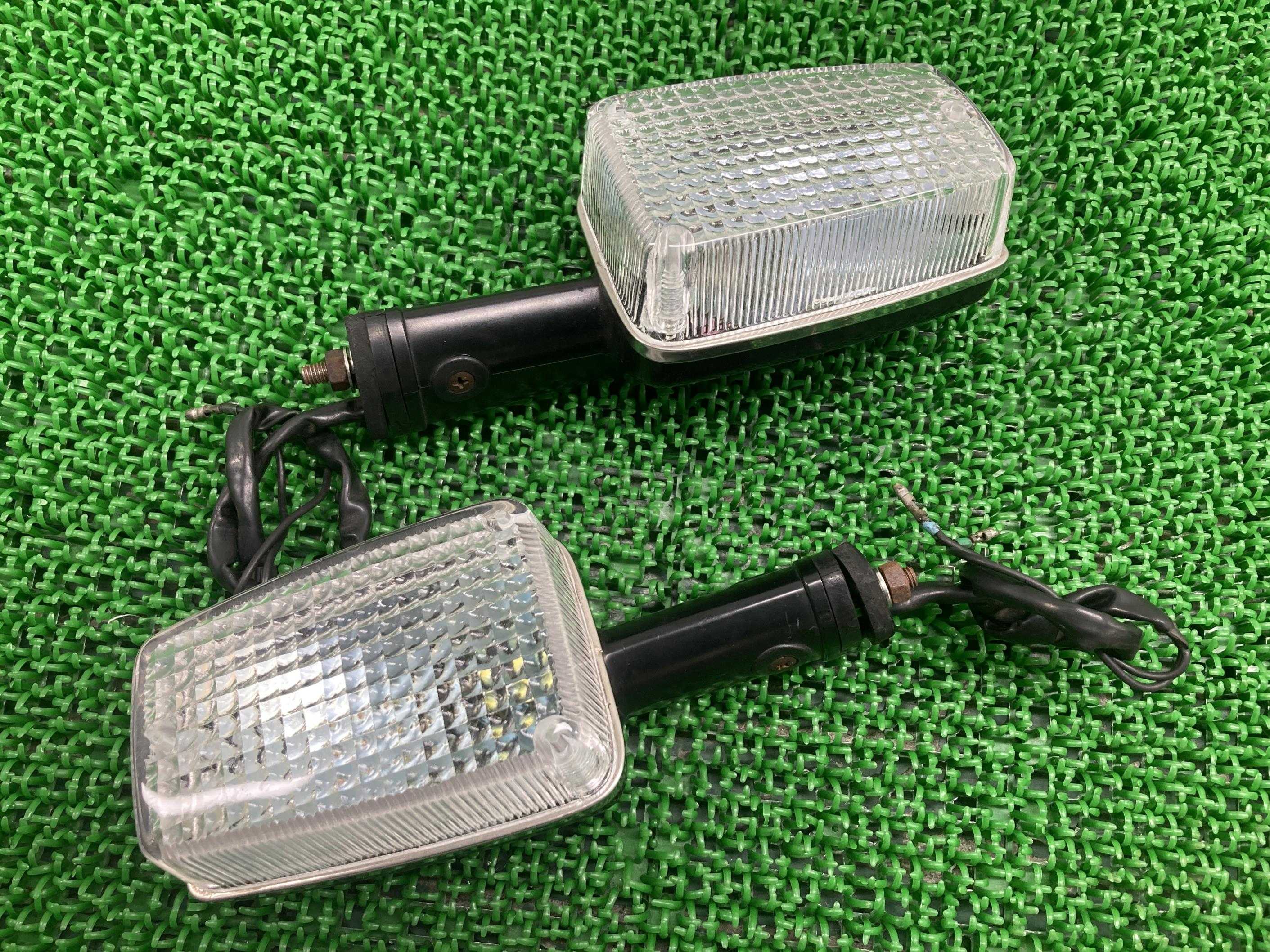 CB750Fリアウインカー左右ホンダ純正バイク部品RC04コケキズ無し品薄希少品車検Genuine【中古】 86｜ティーエスパーツ　店