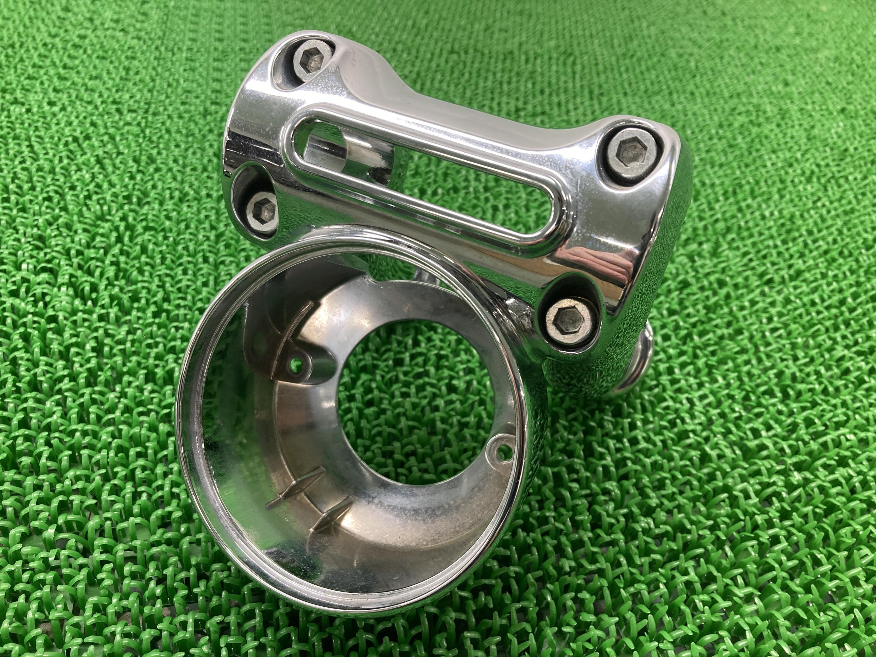 FXSB1690 ハンドルポスト ハーレー 純正 バイク 部品 ブレイクアウト ソフテイル ハンドルクランプ メーターブラケット 車検 Genuine 【中古】 95