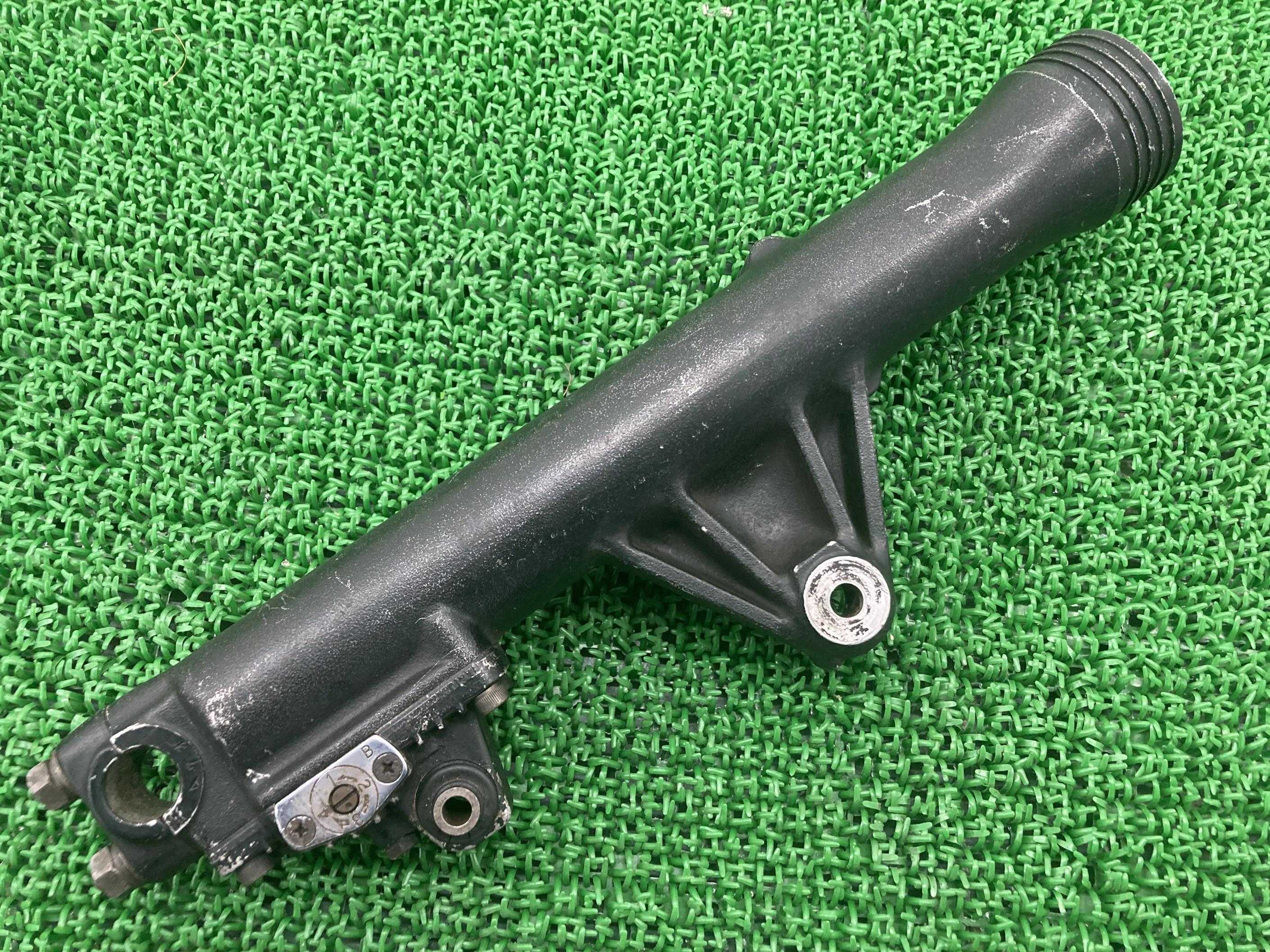CB750FC アウターチューブ 左 ホンダ 純正 バイク 部品 RC04 ボトムケース コケキズ無し 割れ欠け無し 品薄 車検 Genuine 【中古】 96|ティーエスパーツ 店