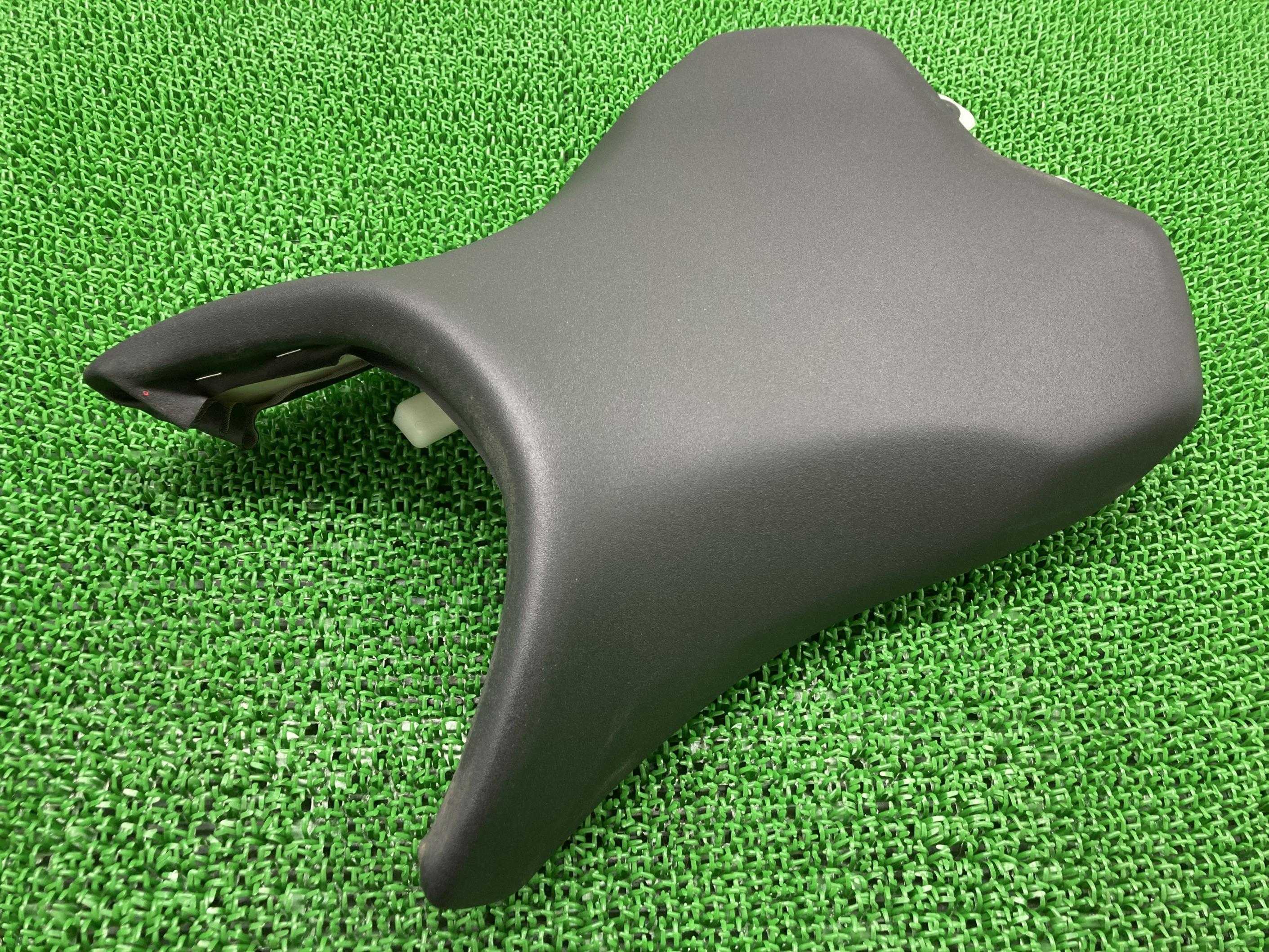 NINJA1000 フロントシート JKAZXT00GHA005*** カワサキ 純正 バイク 部品 2011年式外し ZXT00G 修復素材や張替えベースに 品薄 希少品 車検 Genuine 【中古】 83