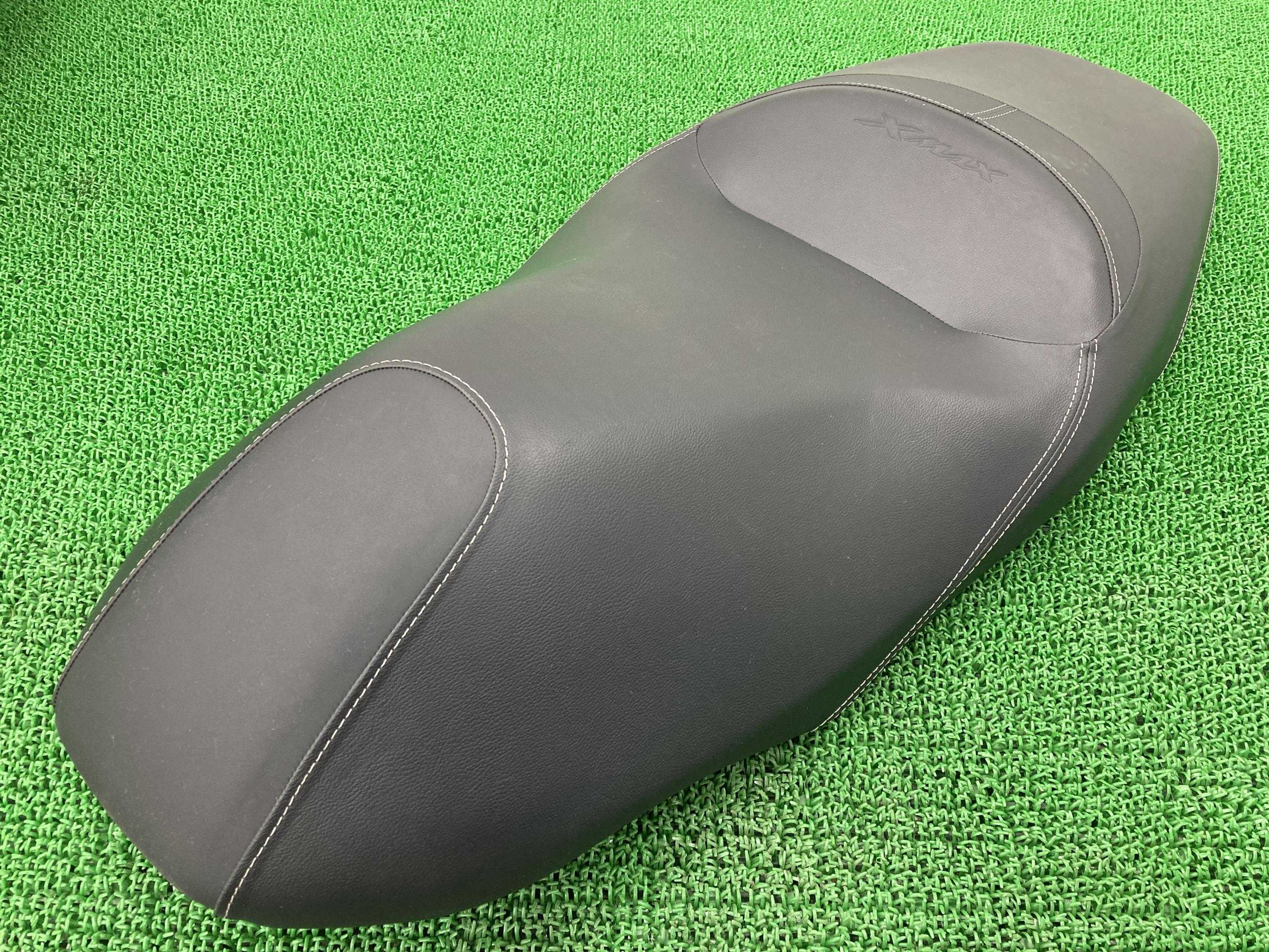 XMAX シート ヤマハ 純正 バイク 部品 SG42J X-MAX250 コンディション良好 破れ無し 品薄 車検 Genuine 【中古】 75|ティーエスパーツ 店