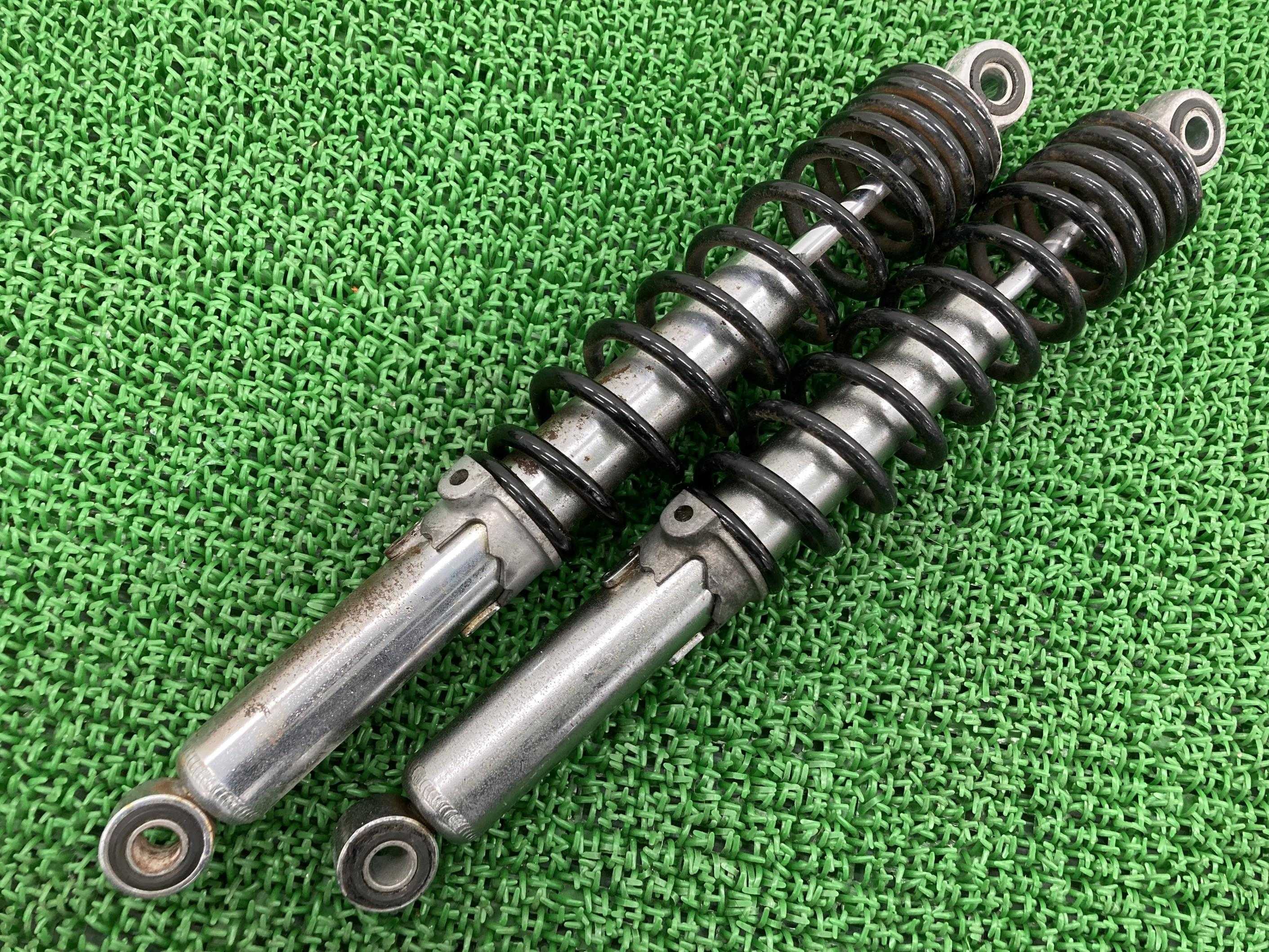 グラストラッカーリアサスペンション左右スズキ純正バイク部品NJ47ANJ4BAビッグボーイリアショック曲がり無し品薄車検Genuine【中古】 39｜ティーエスパーツ　店