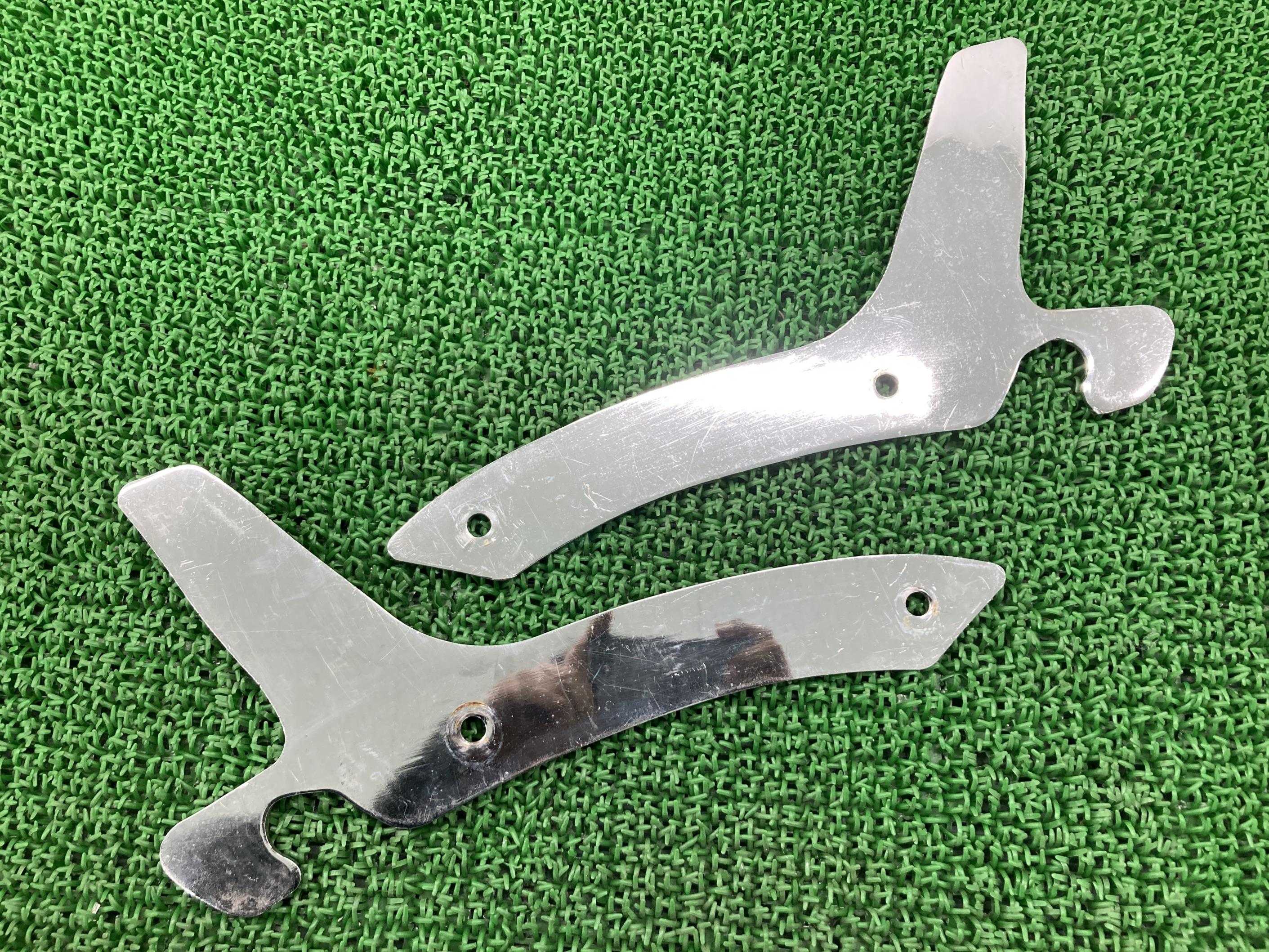 ドラッグスター400バックレストステー左右社外バイク部品4TRVH01JVH02Jシーシーバーステー曲がり無し品薄【中古】 4|ティーエスパーツ 店