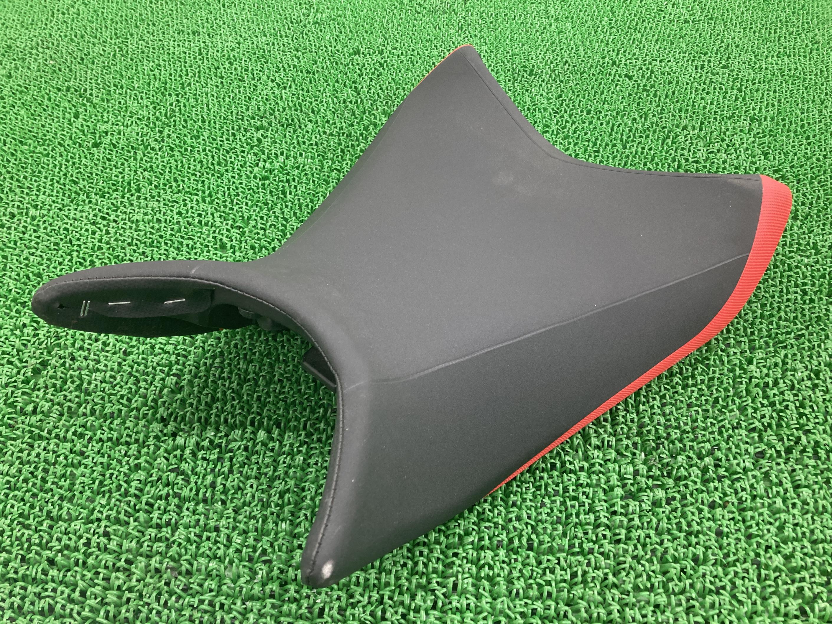 NC750X RH09 純正ローシート 現行NC750X テイエス・コーポレーション ローシート (NC750X): 純正