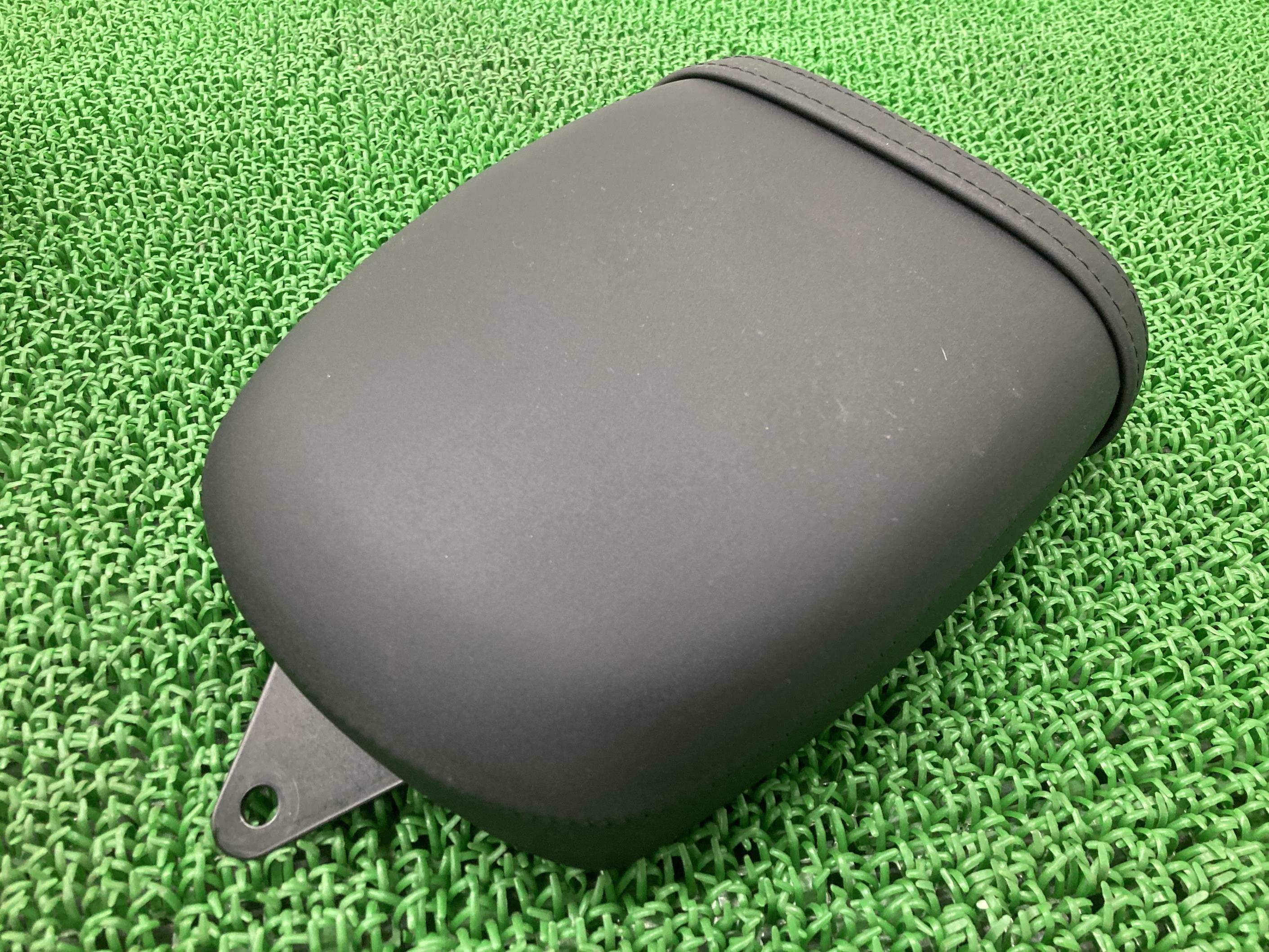 レブル1100 タンデムシート ホンダ 純正 バイク 部品 SC83 REBEL1100 コンディション良好 破れ無し 品薄 車検 Genuine 【中古】 62