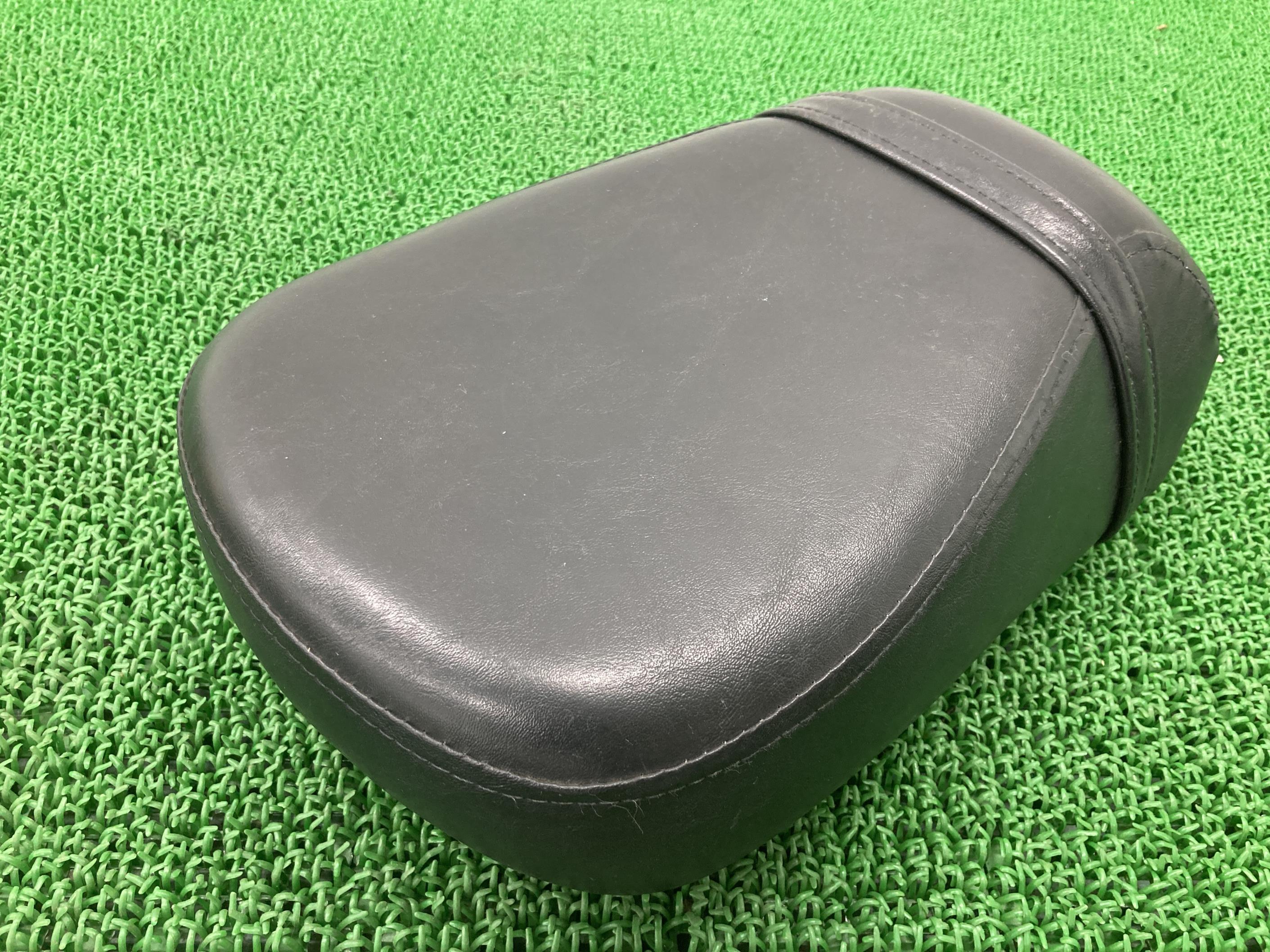 バルカン1500クラシック タンデムシート カワサキ 純正 バイク 部品 VNT50D VULCAN タンデムベルト 破れ無し 品薄 車検 Genuine 【中古】 60|ティーエスパーツ 店