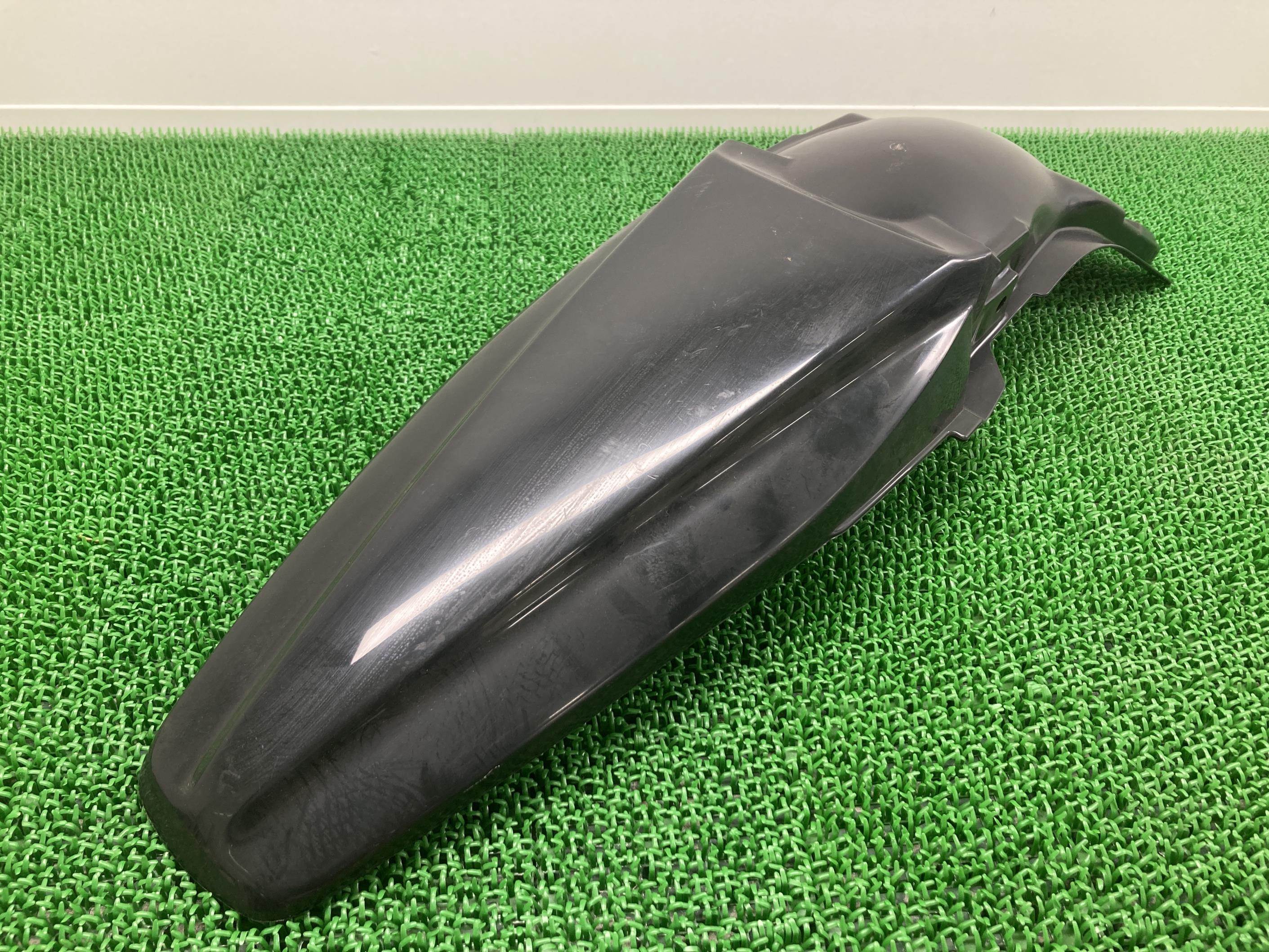 KX250F リアフェンダー 黒 カワサキ 純正 バイク 部品 割れ欠け無し 品薄 希少品 車検 Genuine 【中古】 66|ティーエスパーツ 店