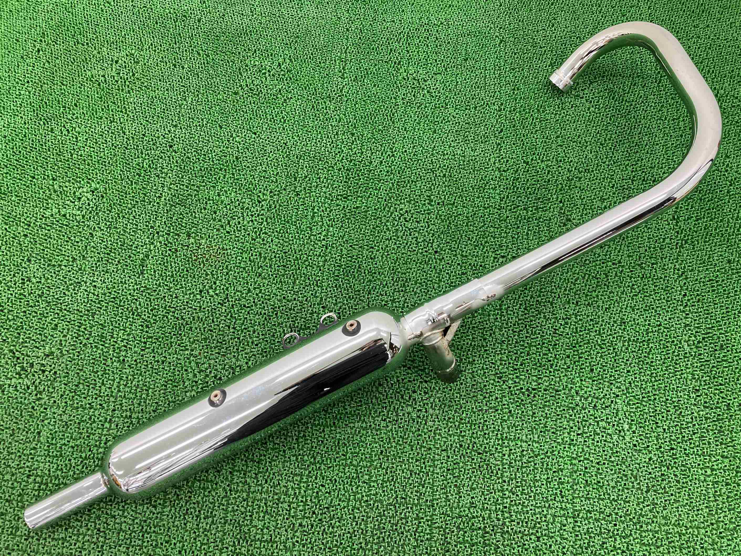 W800 マフラー 右 K616 カワサキ 純正 バイク 部品 EJ800A ノーマル 凹み無し 品薄 希少品 車検 Genuine 【中古】 Xj｜ティーエスパーツ　店