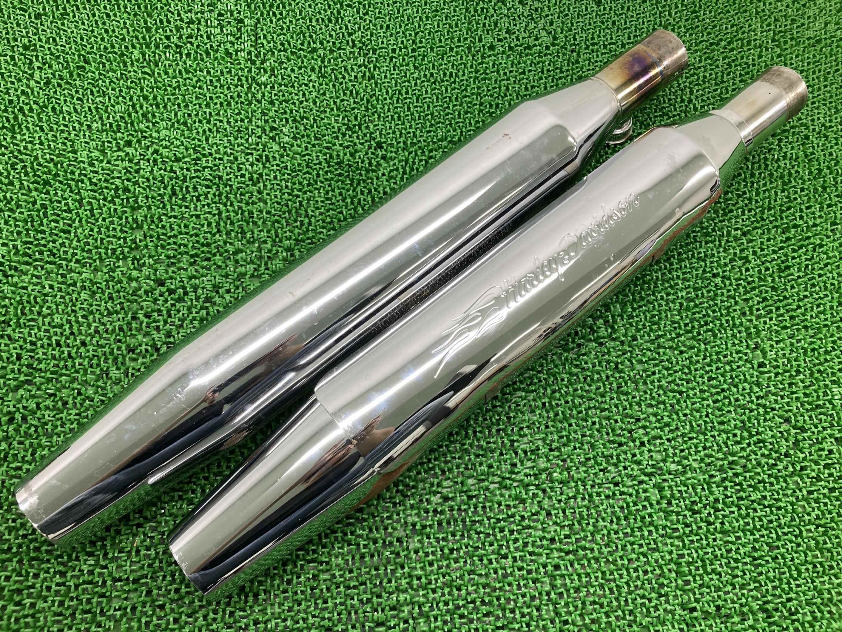 FXST1450 サイレンサーマフラー ハーレー 純正 バイク 部品 ソフテイル 00-06年 北米仕様 パンチアウト加工済 車検 Genuine 【中古】 9