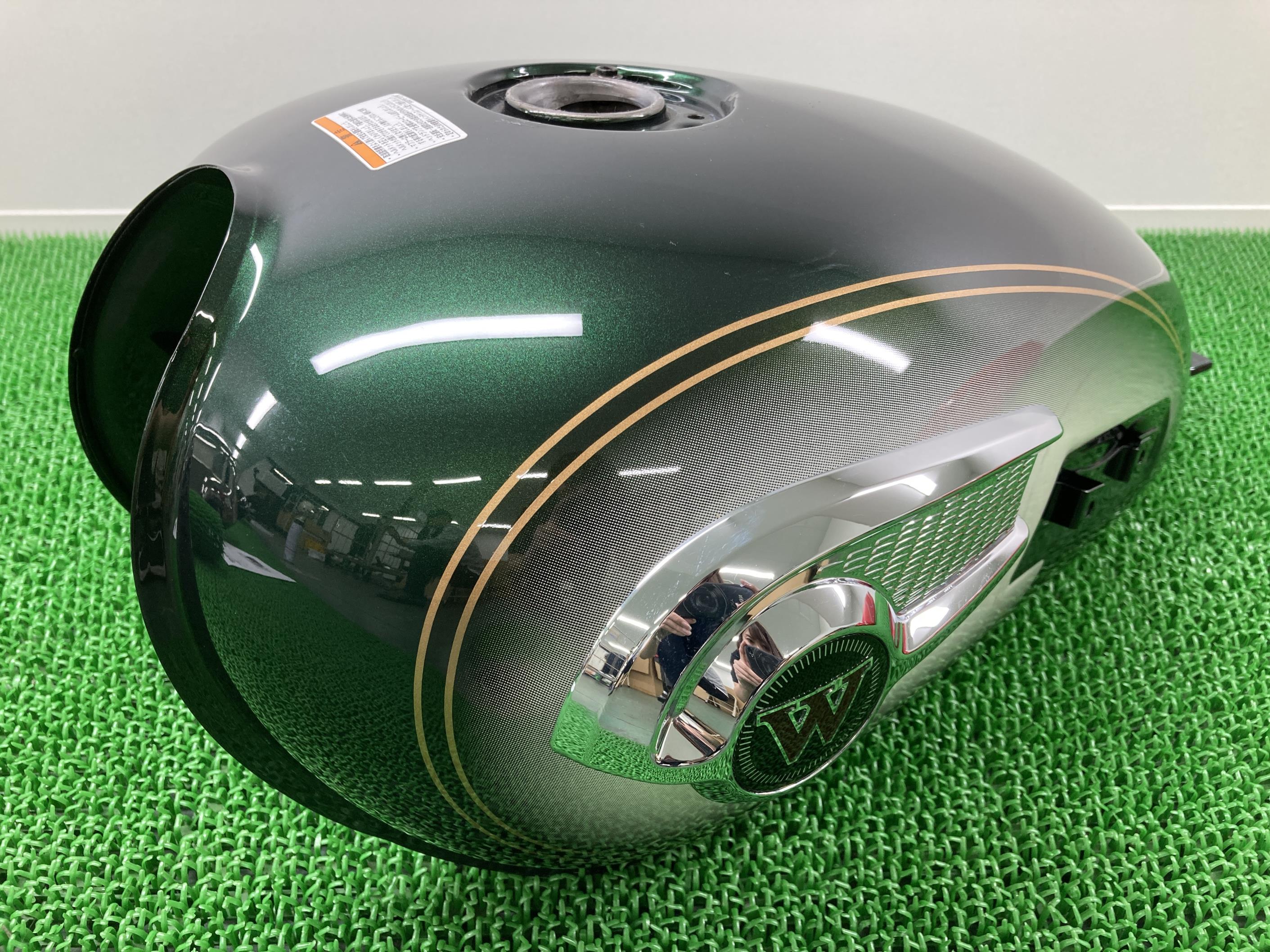 カワサキ W800 純正タンク（EJ800E） 楽天市場】W800タンク赤Mカワサキ純正バイク部品EJ800E
