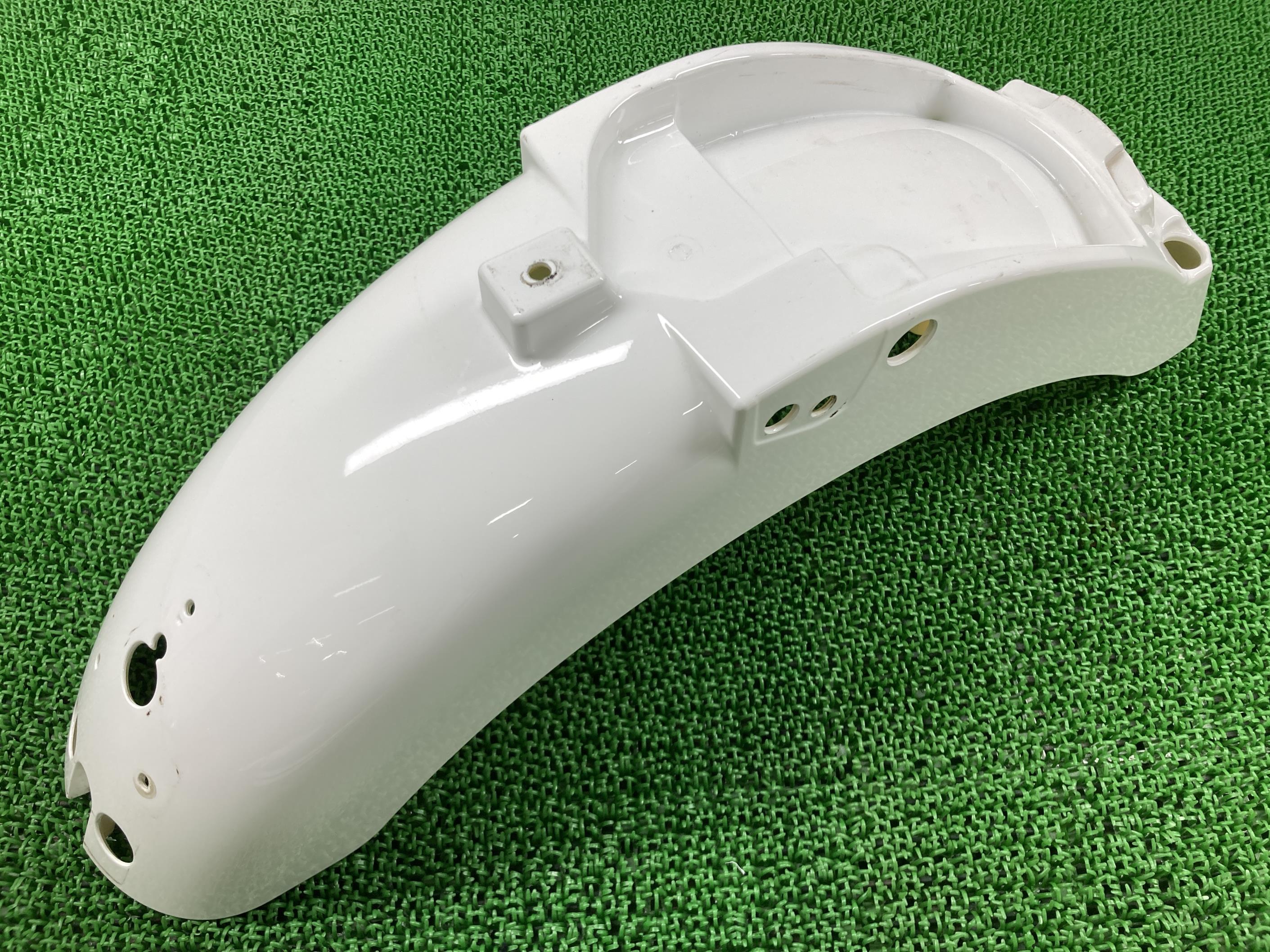 V7クラシック リアフェンダー 白 モトグッチ 純正 バイク 部品 割れ欠け無し 品薄 希少品 車検 Genuine 【中古】 73
